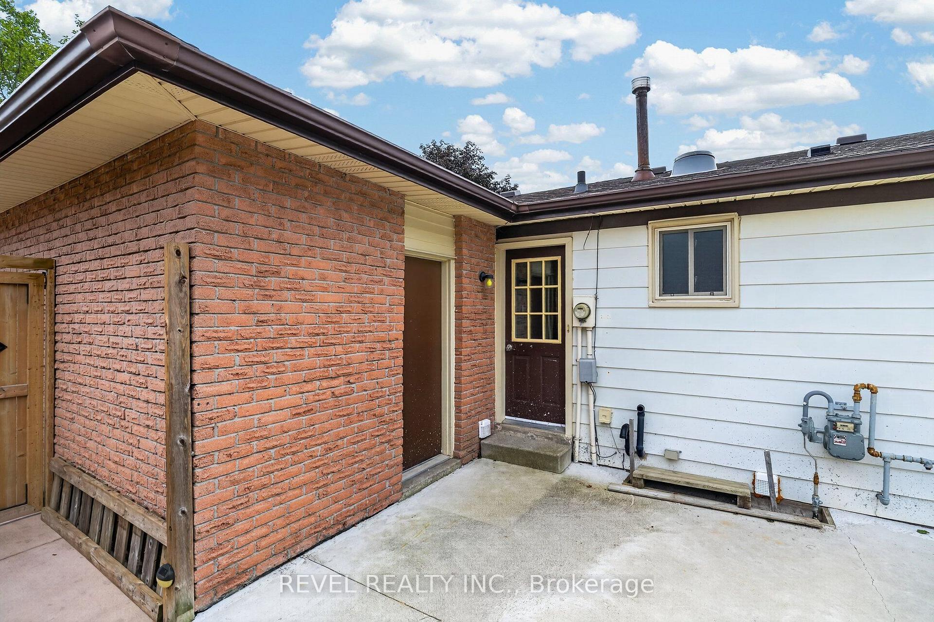 Photo 32 of 194 Hahn Avenue, Cambridge, Silver Heights — HOMEH