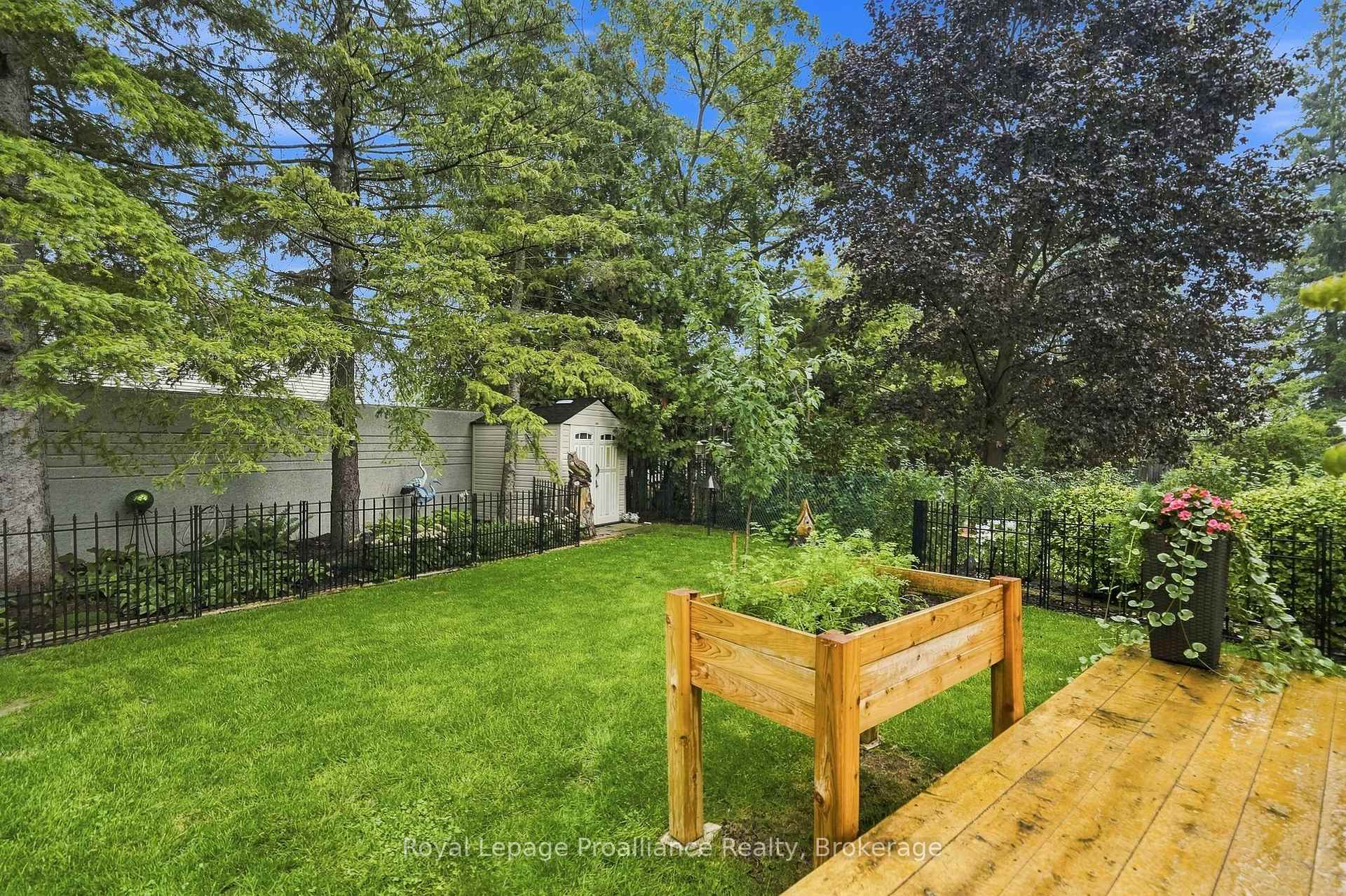 Photo 15 of 130 Hastings Drive, Belleville, Belleville Ward — HOMEH
