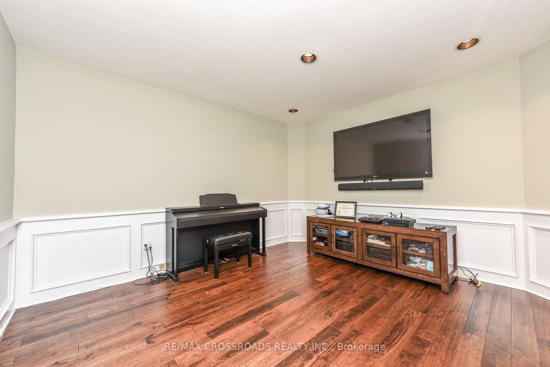 Photo 5 of 1171 Fairmeadow Trail, Oakville, Glen Abbey — HOMEH
