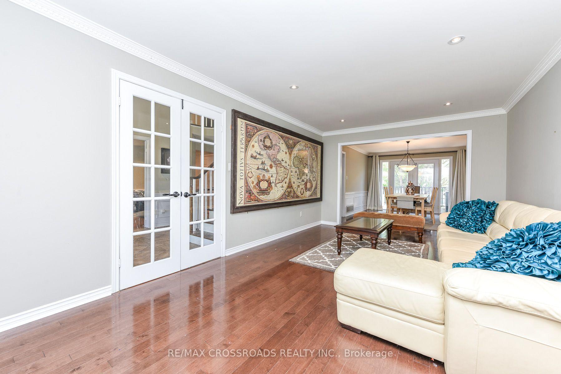 Photo 7 of 1171 Fairmeadow Trail, Oakville, Glen Abbey — HOMEH