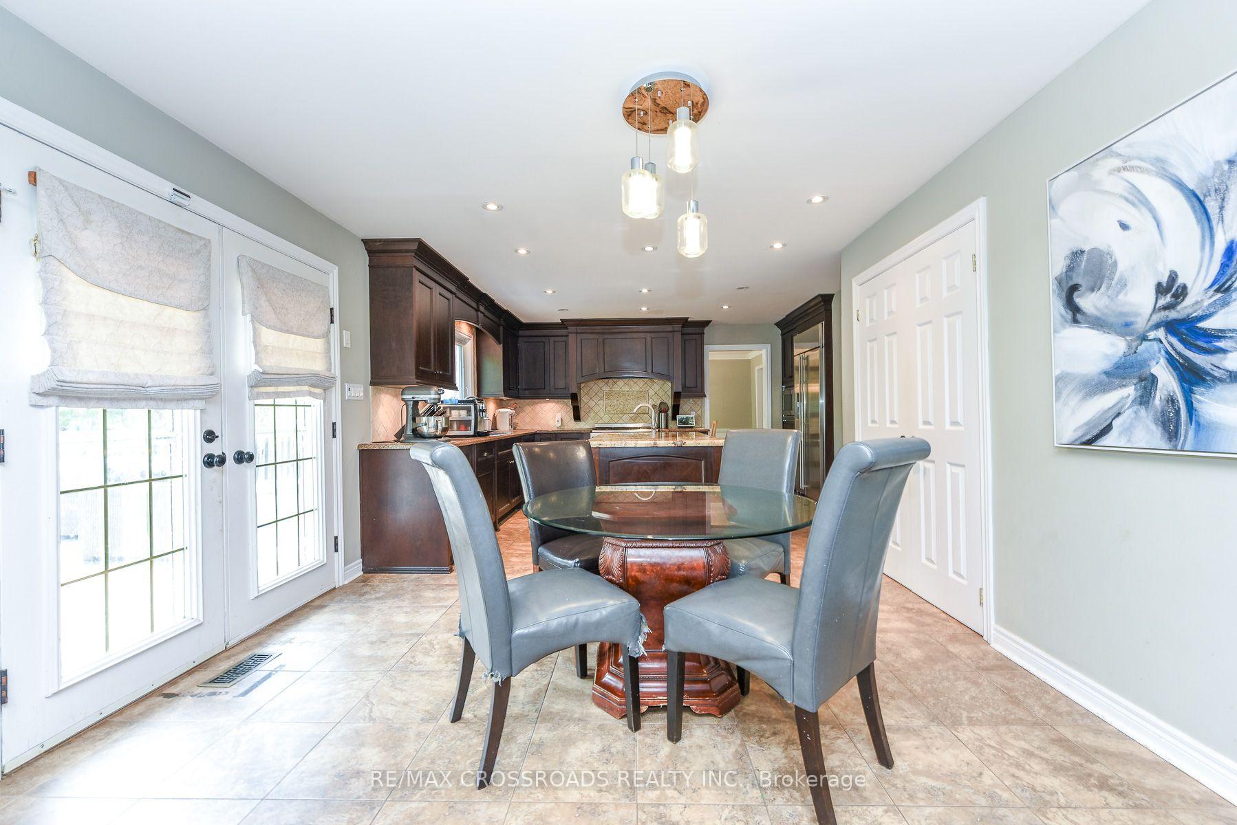 Photo 14 of 1171 Fairmeadow Trail, Oakville, Glen Abbey — HOMEH