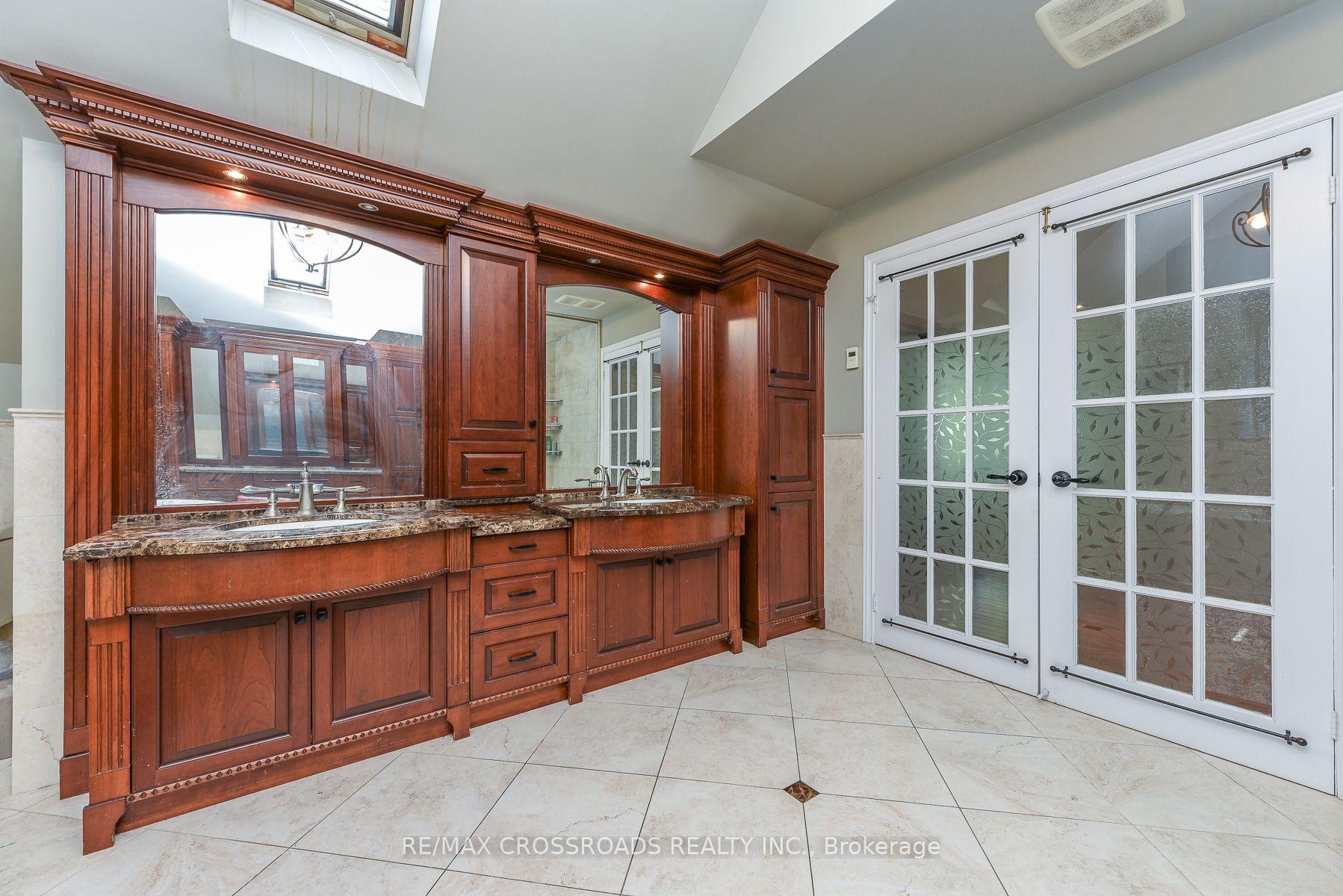 Photo 33 of 1171 Fairmeadow Trail, Oakville, Glen Abbey — HOMEH