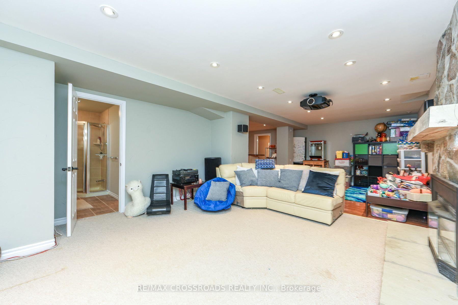 Photo 41 of 1171 Fairmeadow Trail, Oakville, Glen Abbey — HOMEH