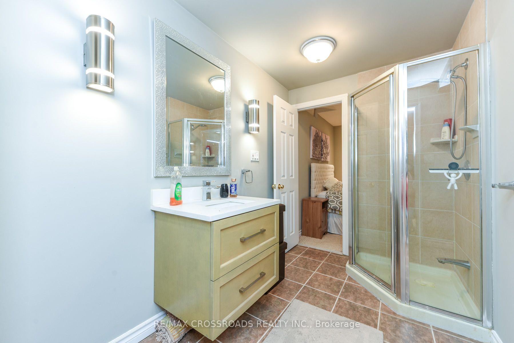 Photo 43 of 1171 Fairmeadow Trail, Oakville, Glen Abbey — HOMEH