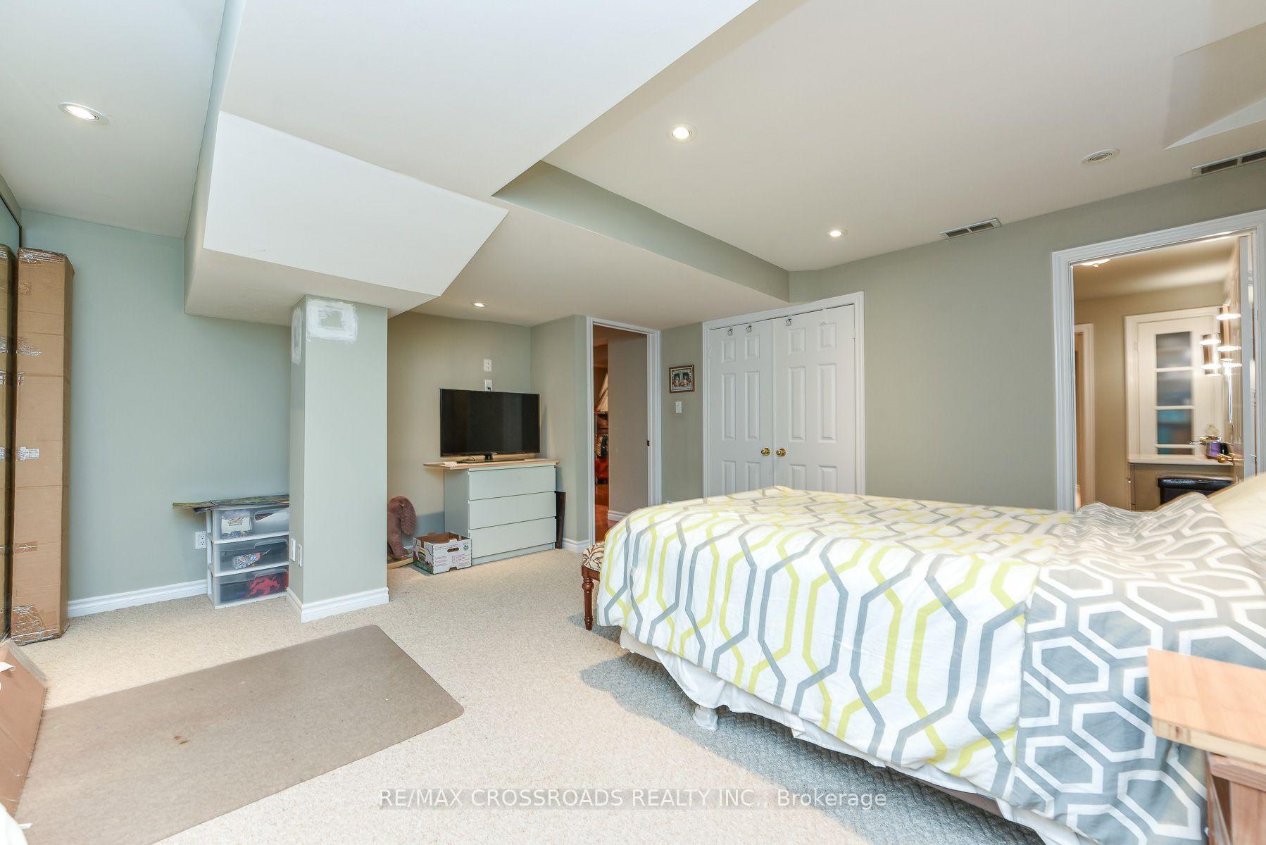 Photo 46 of 1171 Fairmeadow Trail, Oakville, Glen Abbey — HOMEH