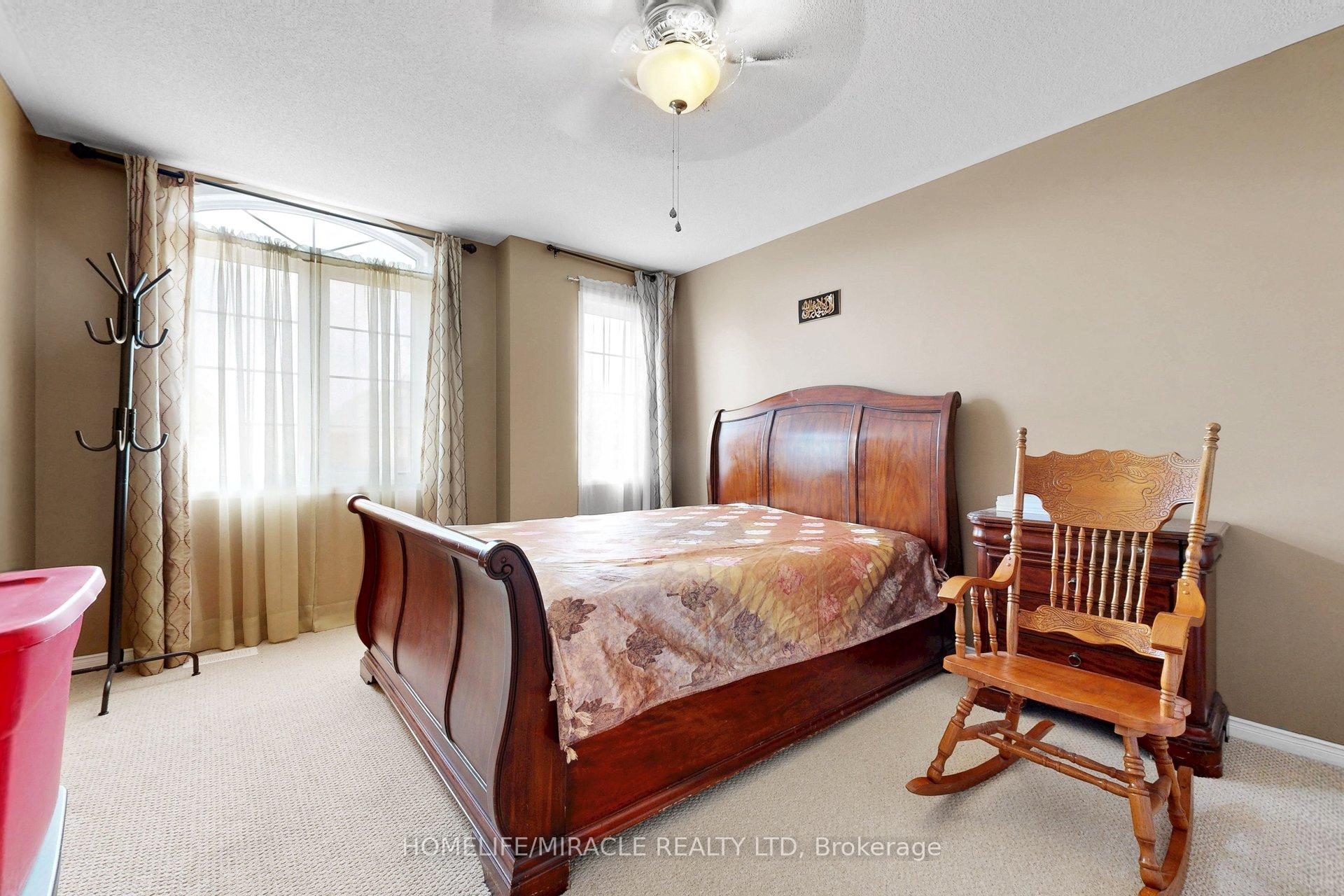 Photo 26 of 2003 Queensbury Drive, Oshawa, Taunton — HOMEH