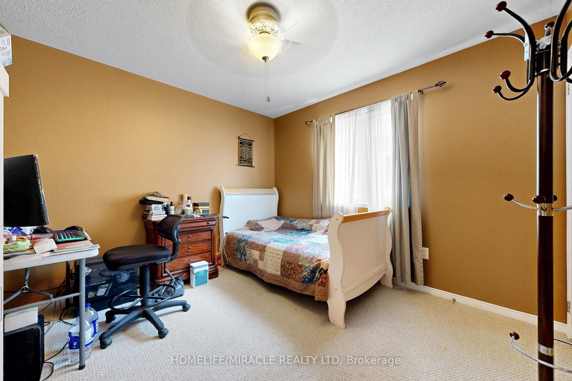 Photo 29 of 2003 Queensbury Drive, Oshawa, Taunton — HOMEH