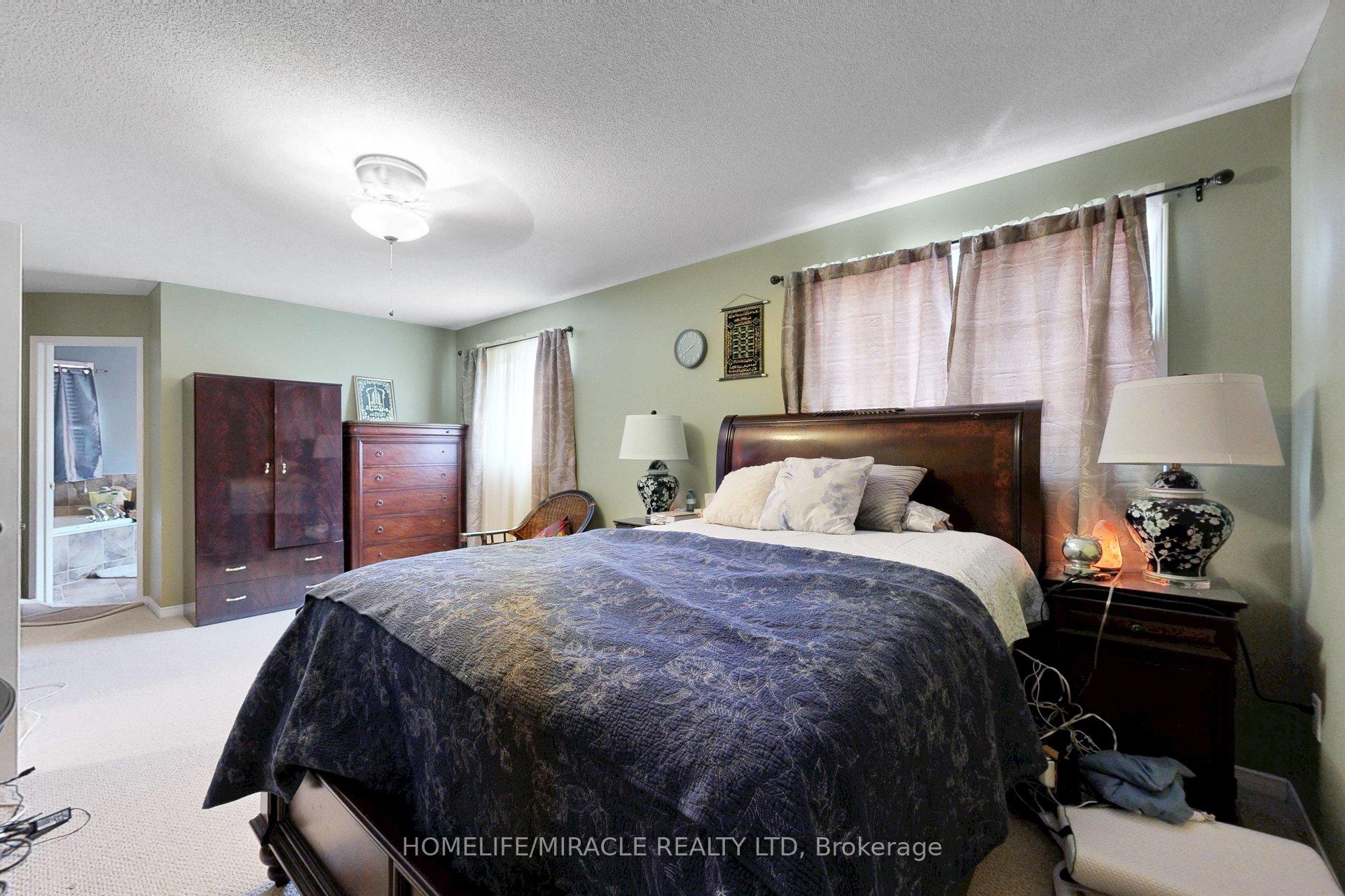 Photo 36 of 2003 Queensbury Drive, Oshawa, Taunton — HOMEH