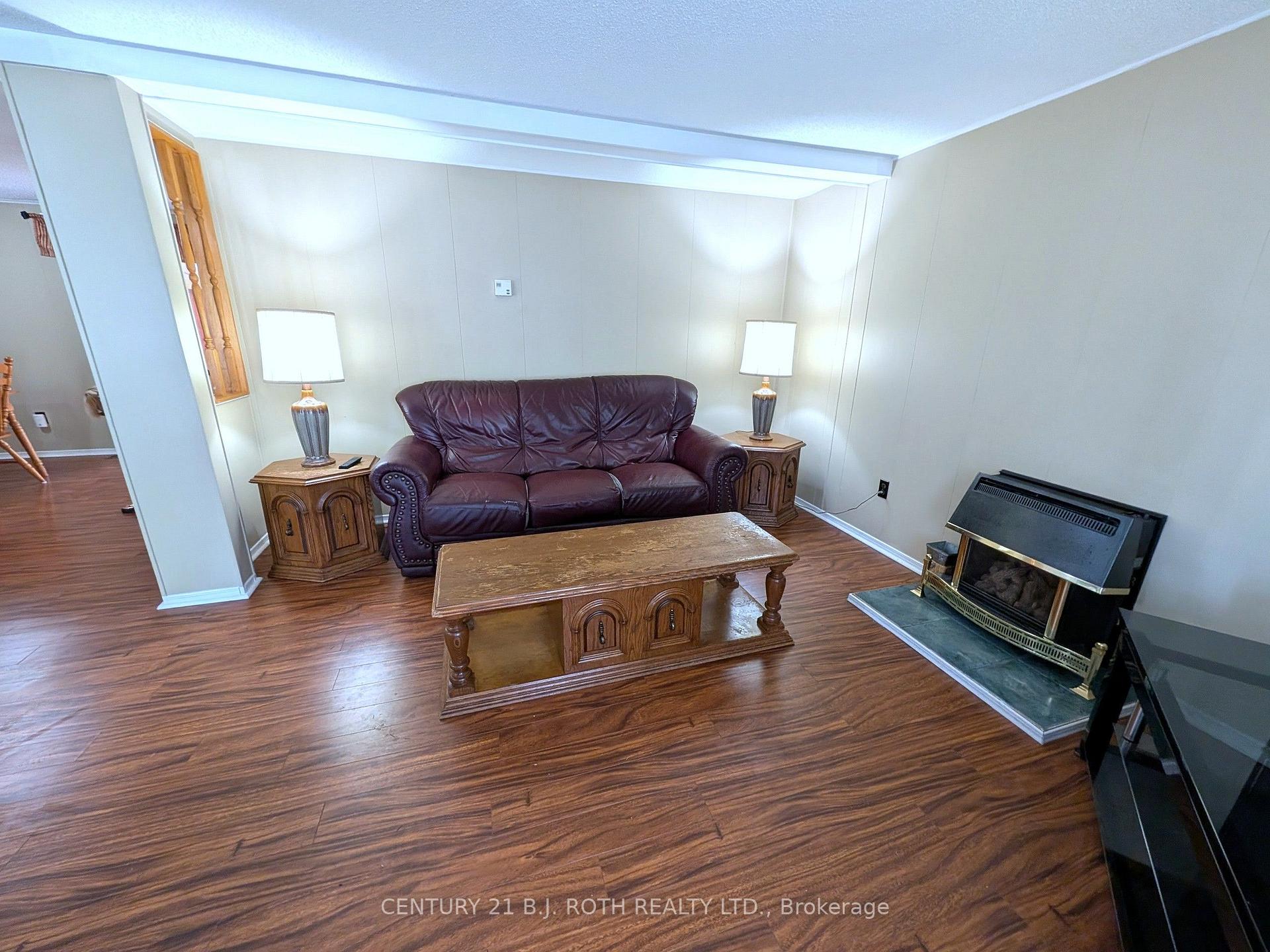 Photo 9 of 66 Linden Lane, Innisfil, Rural Innisfil — HOMEH