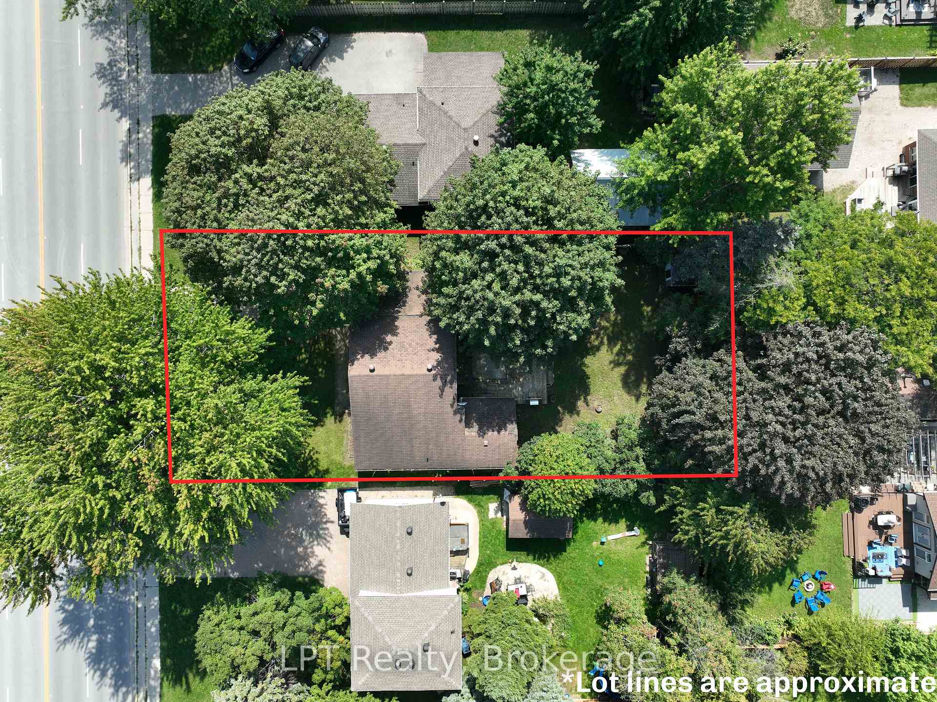 Photo 3 of 354 Goderich Street, Saugeen Shores — HOMEH