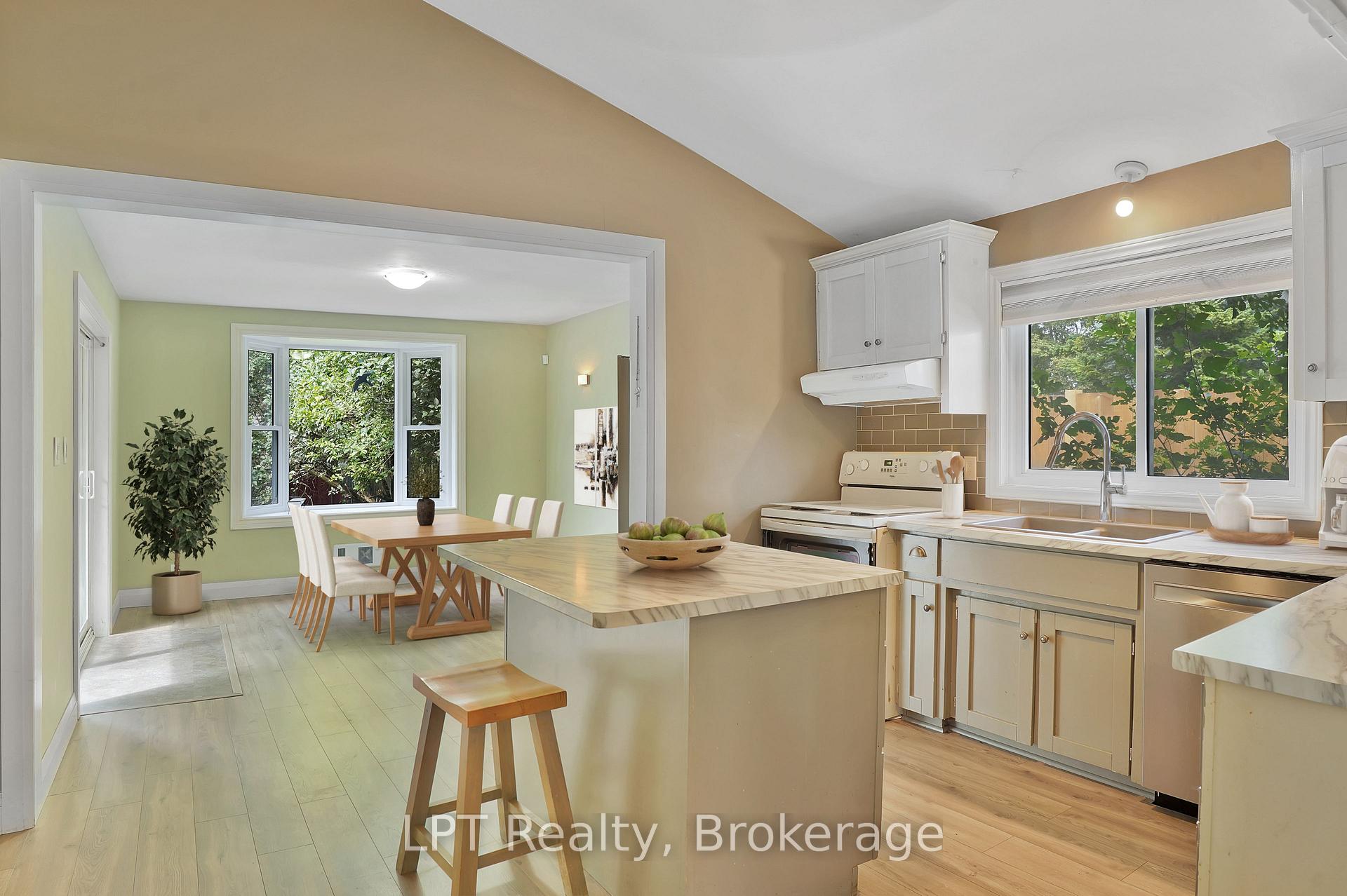 Photo 12 of 354 Goderich Street, Saugeen Shores — HOMEH