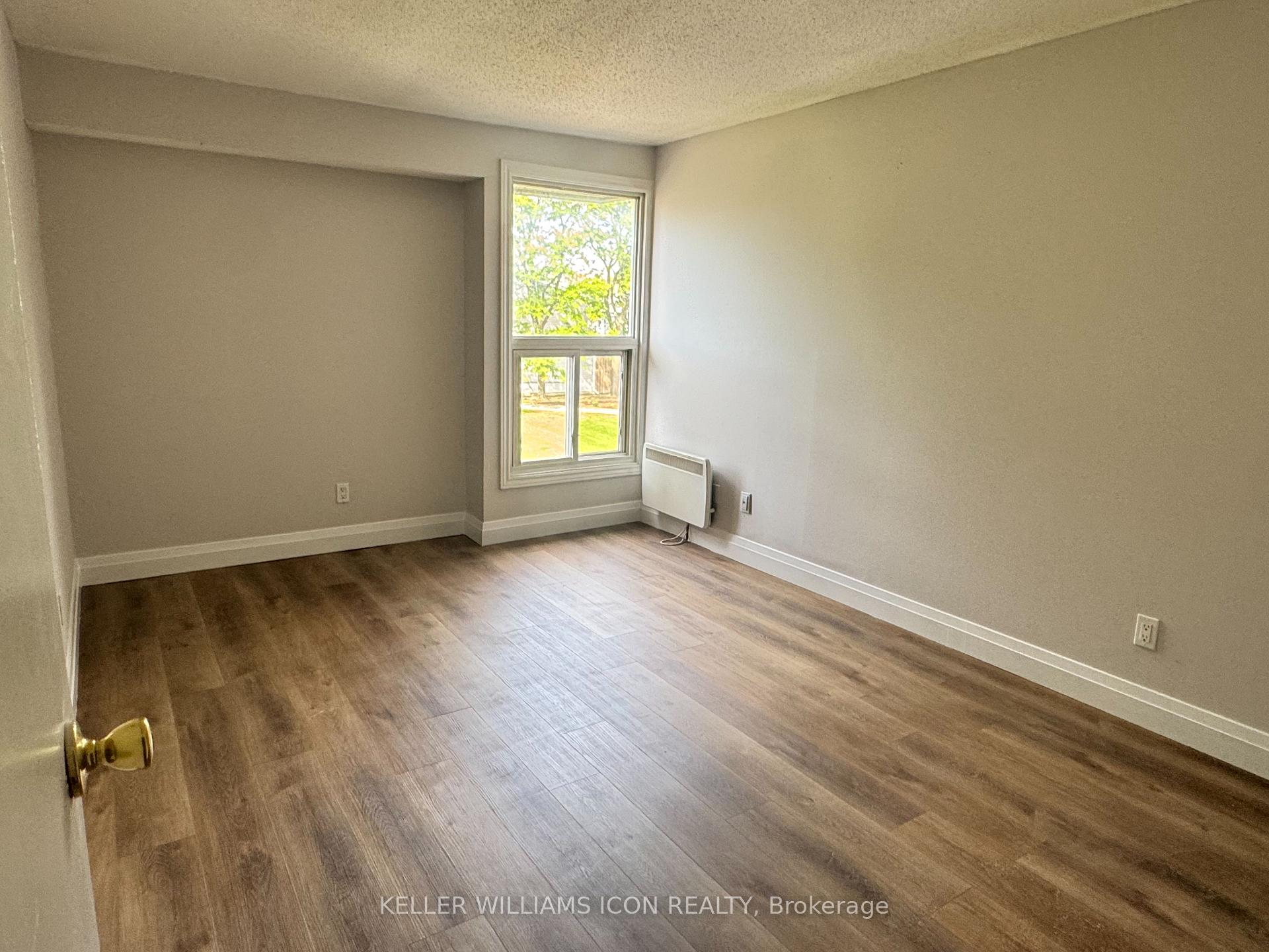 Photo 8 of Unit 3, 3415 Uplands Drive, Ottawa, Hunt Club — HOMEH