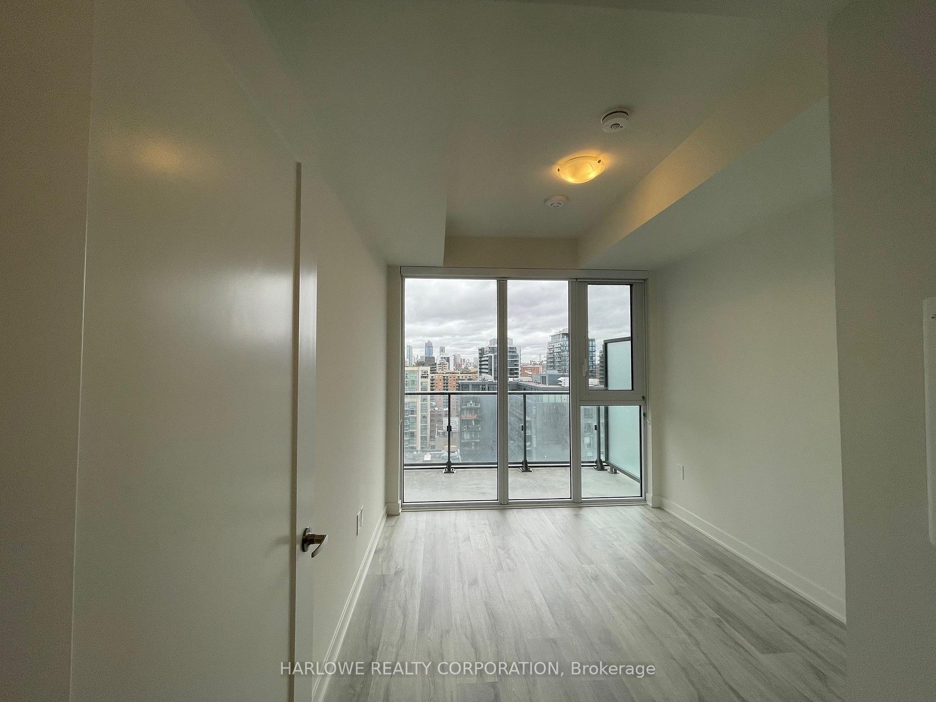 Photo 4 of Unit 1663 W, 135 Lower Sherbourne Street W, Toronto, Waterfront Communities — HOMEH