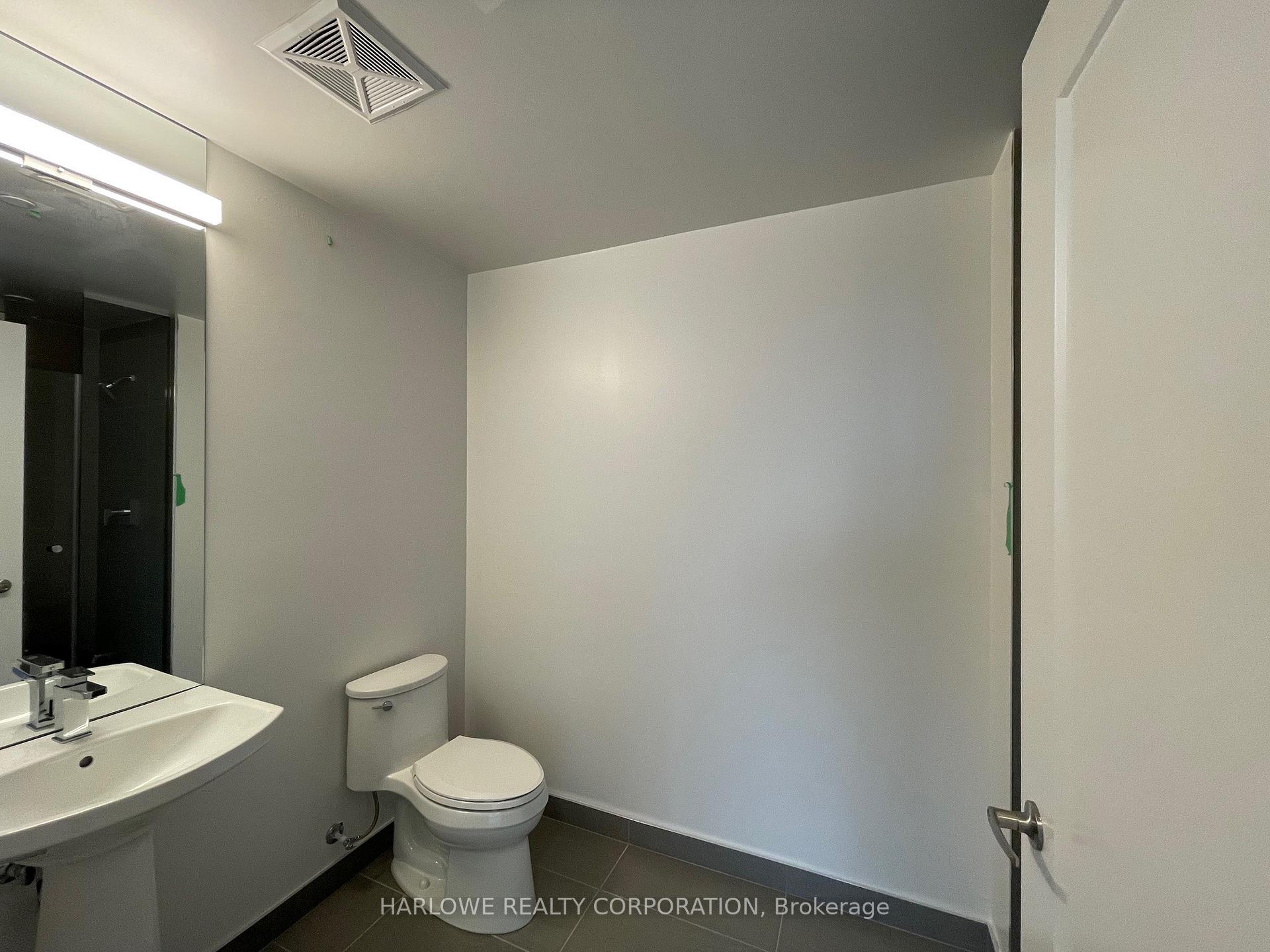 Photo 6 of Unit 1663 W, 135 Lower Sherbourne Street W, Toronto, Waterfront Communities — HOMEH