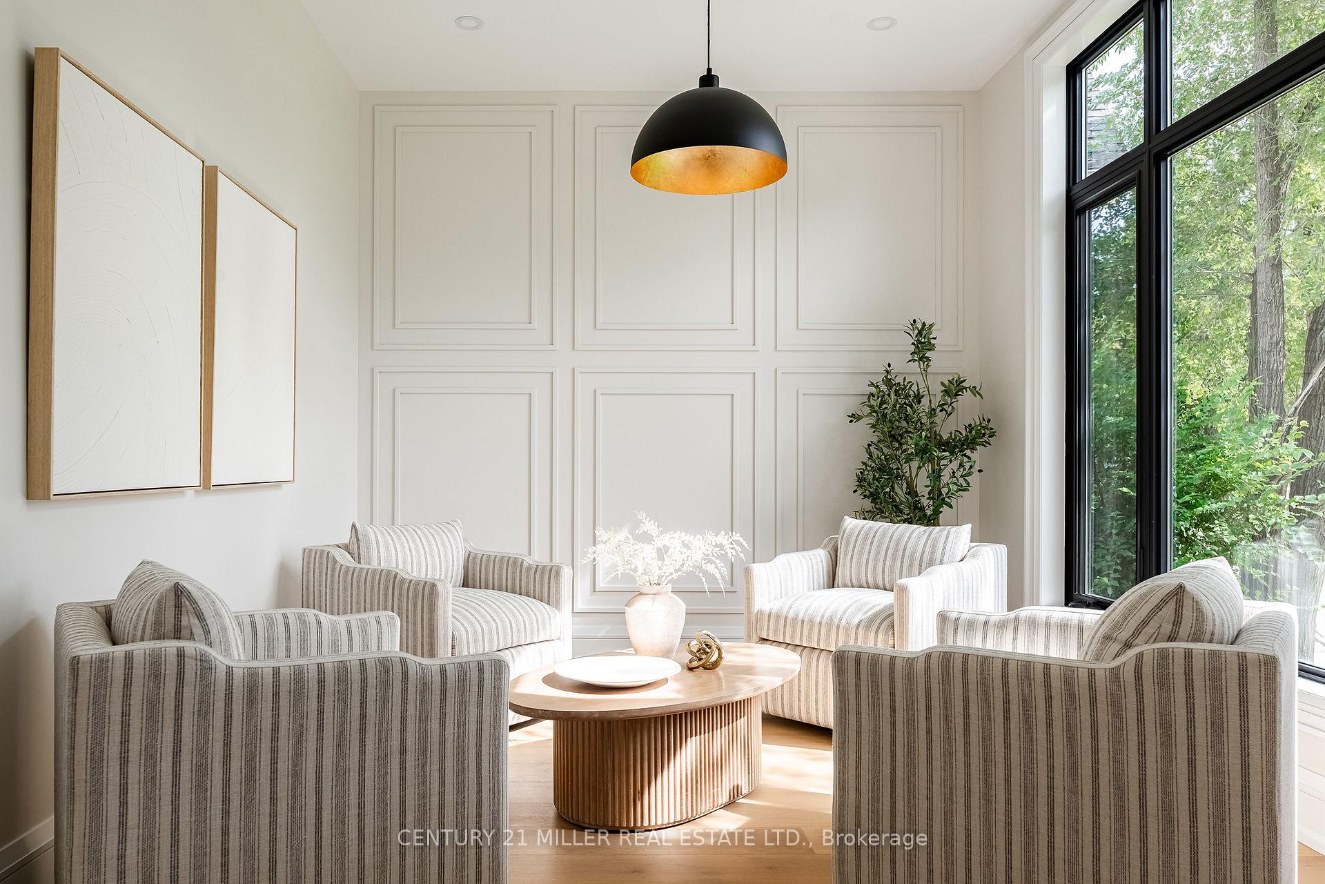 Photo 7 of 61 Highland Road, Oakville, Central — HOMEH