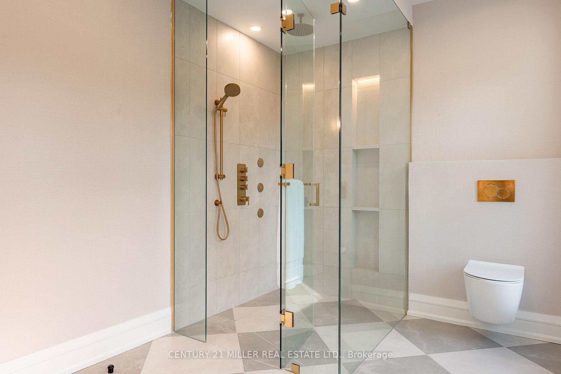 Photo 22 of 61 Highland Road, Oakville, Central — HOMEH
