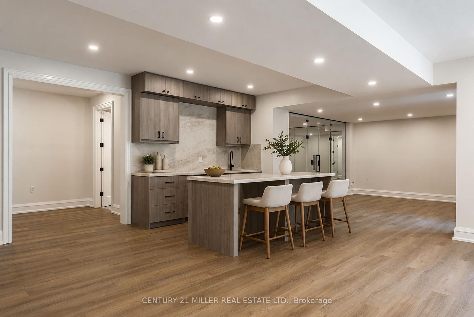 Photo 33 of 61 Highland Road, Oakville, Central — HOMEH