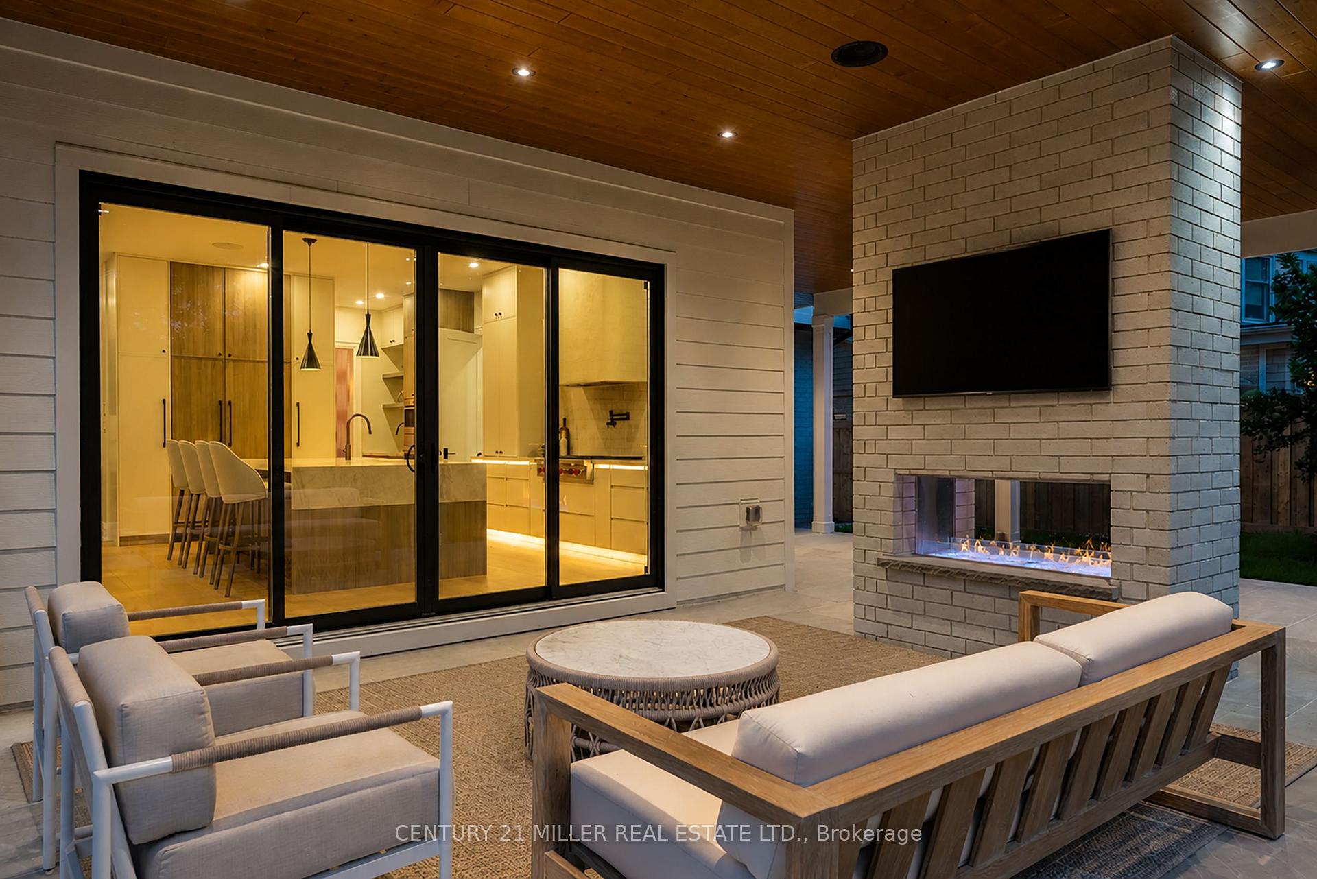 Photo 41 of 61 Highland Road, Oakville, Central — HOMEH