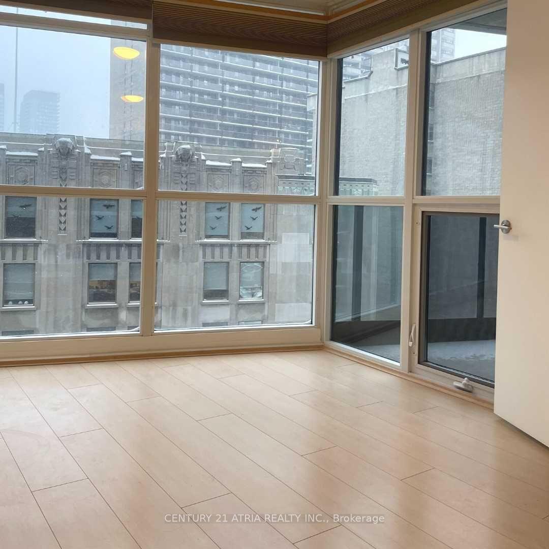 Photo 6 of Unit 1304, 21 Carlton Street, Toronto, Church-Yonge Corridor — HOMEH