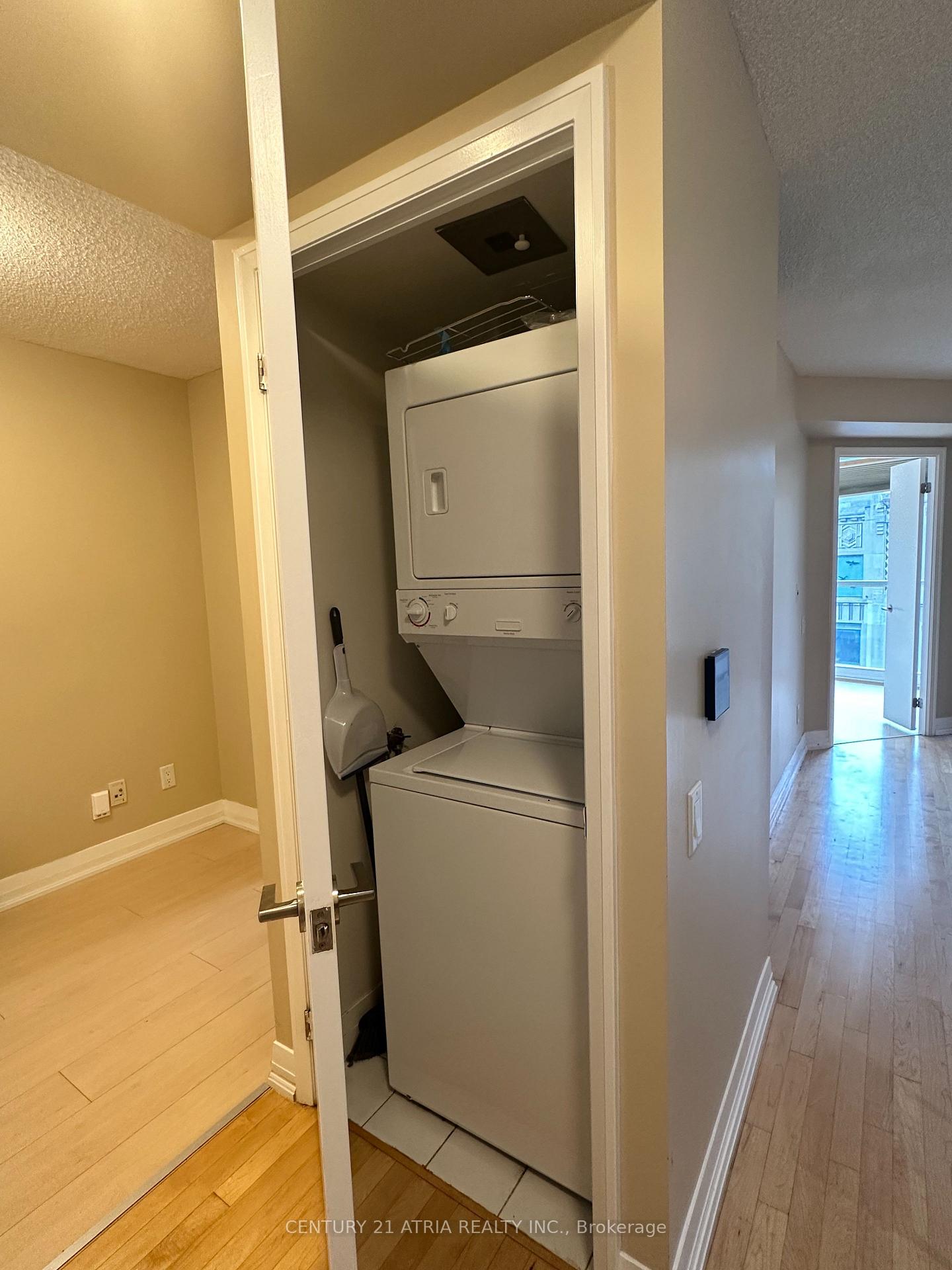 Photo 21 of Unit 1304, 21 Carlton Street, Toronto, Church-Yonge Corridor — HOMEH
