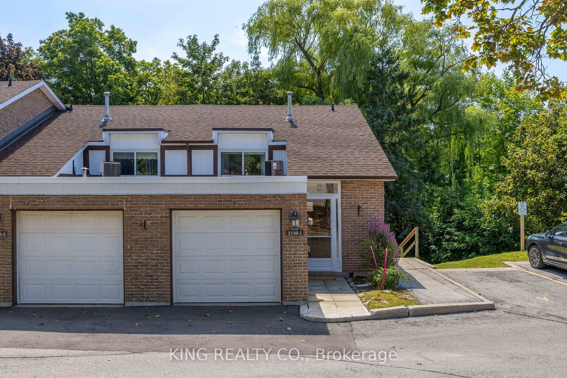 Photo 2 of Unit 1, 2140 Upper Middle Road, Burlington, Brant Hills — HOMEH