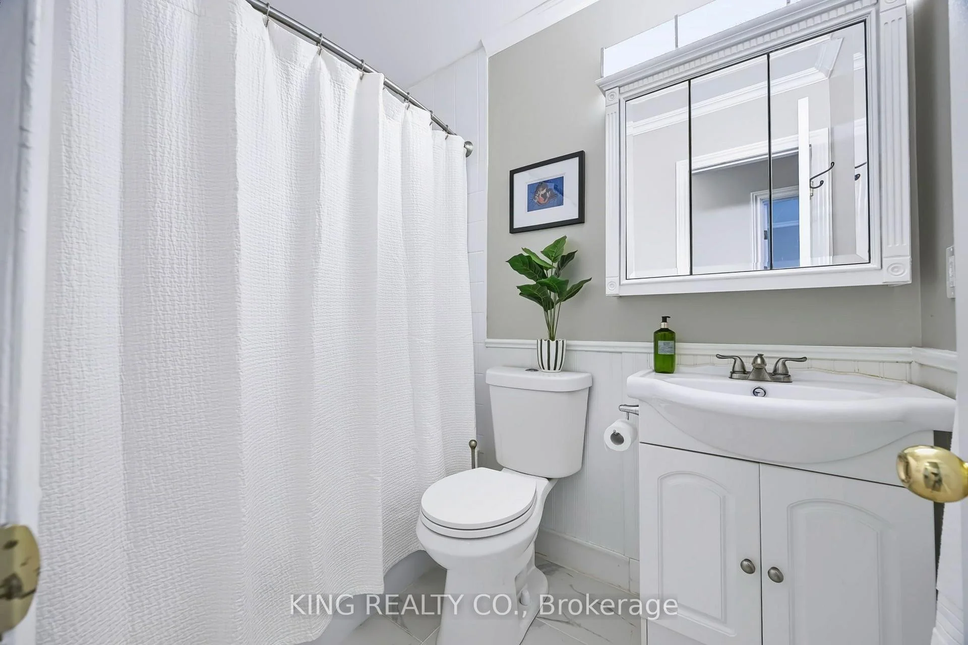 Photo 45 of Unit 1, 2140 Upper Middle Road, Burlington, Brant Hills — HOMEH