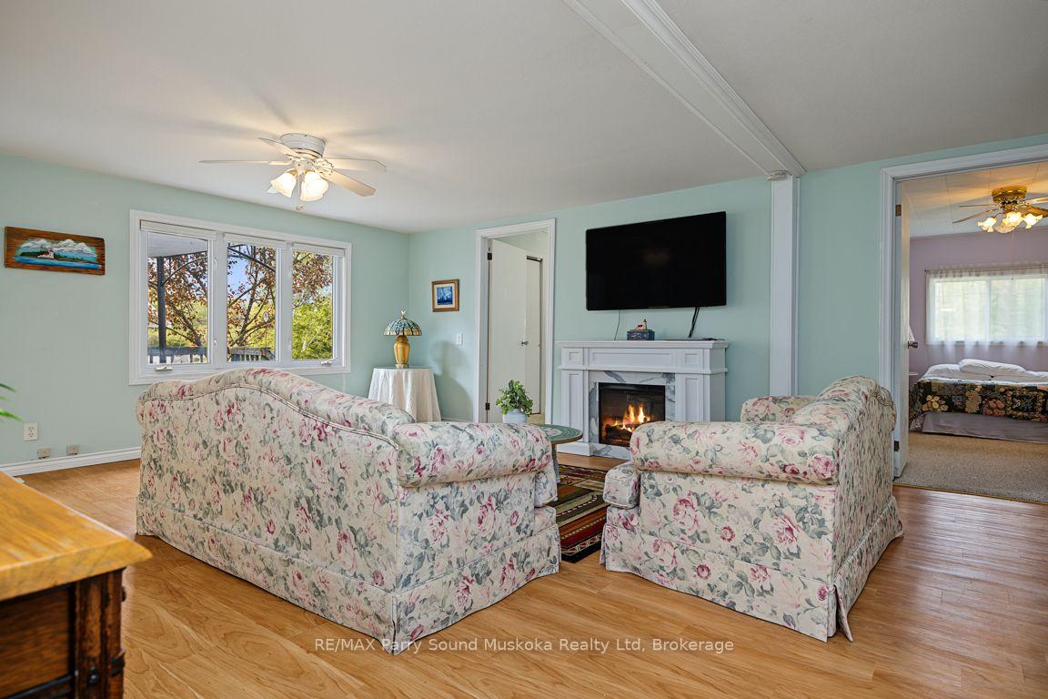 Photo 8 of 5 James Street, Seguin — HOMEH
