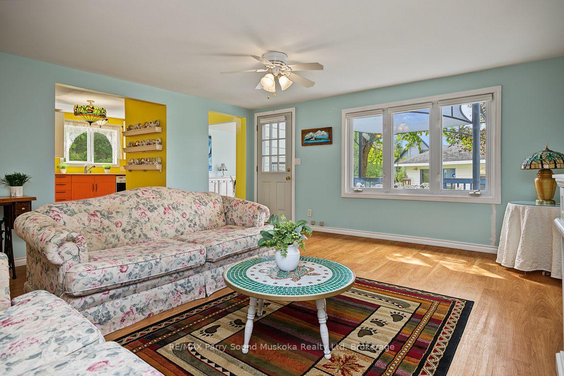 Photo 9 of 5 James Street, Seguin — HOMEH