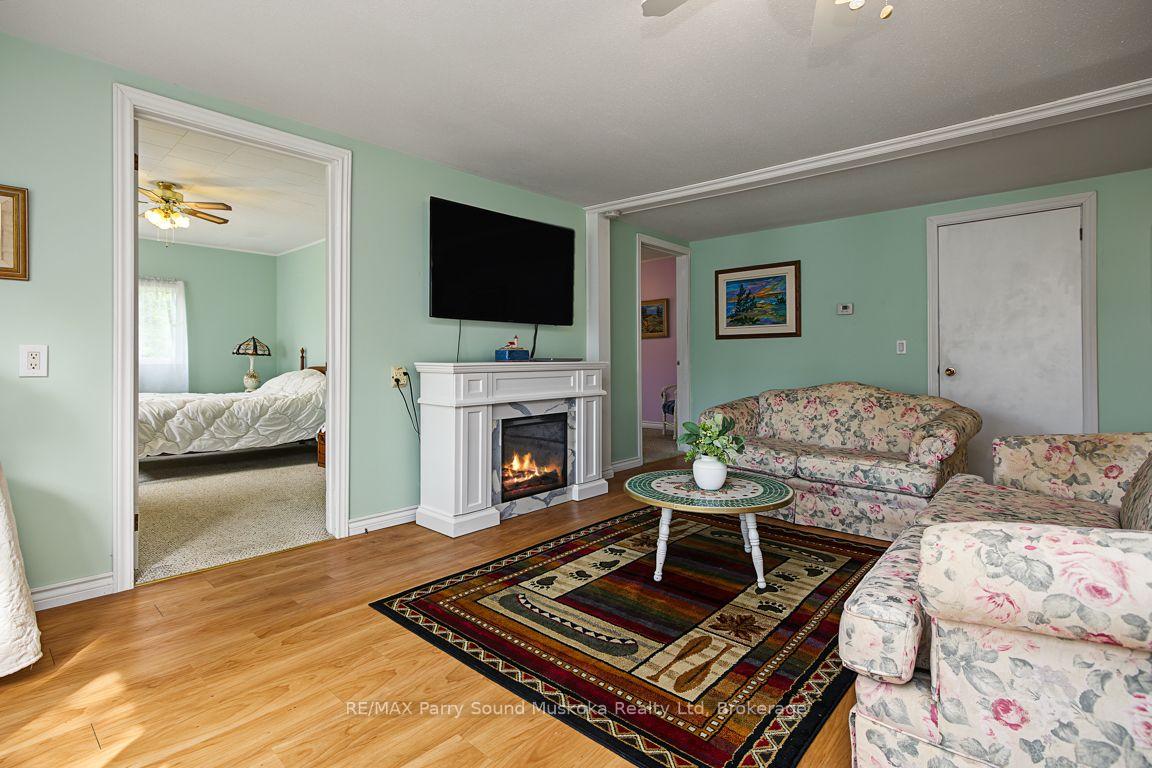 Photo 10 of 5 James Street, Seguin — HOMEH