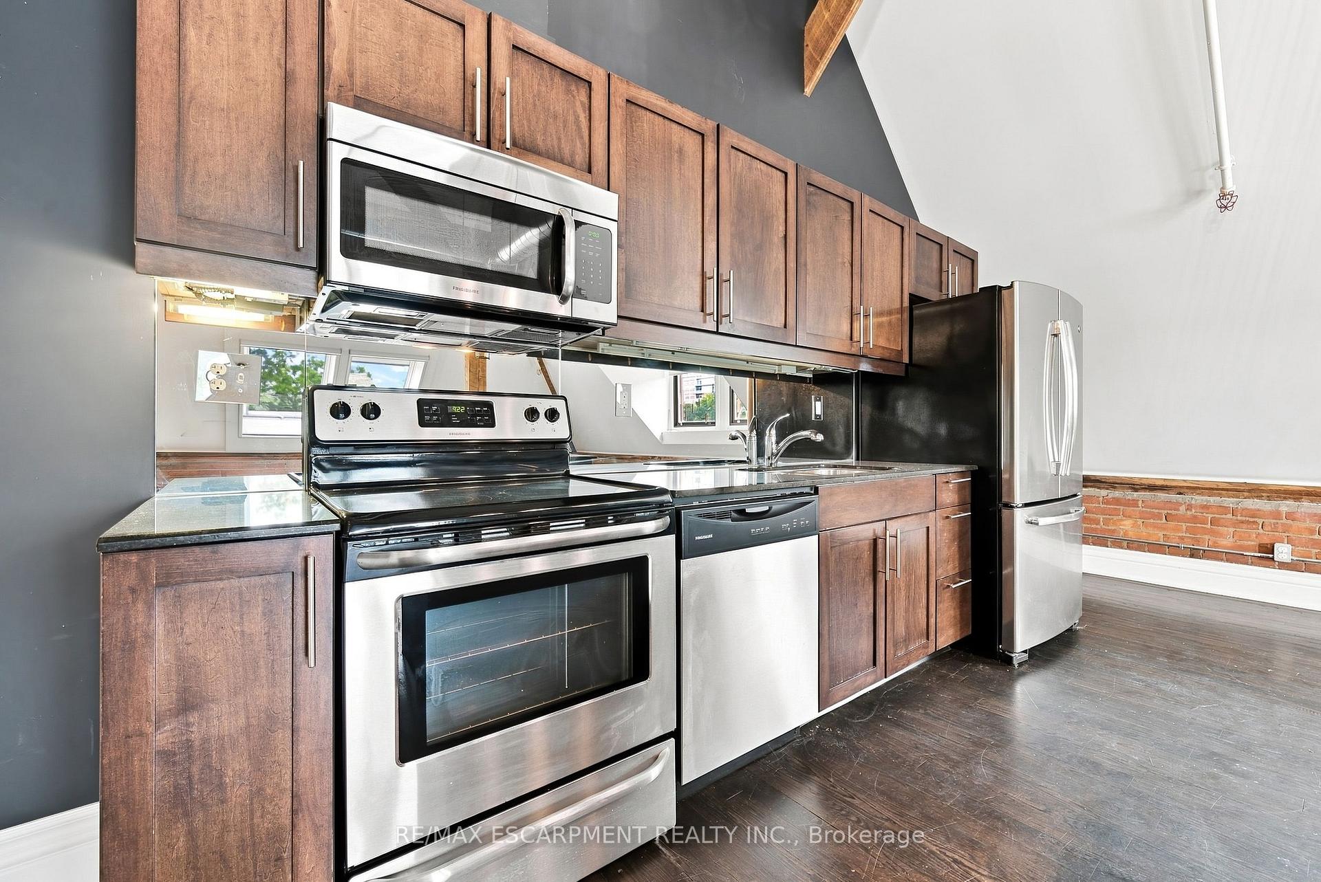 Photo 8 of Unit PH16, 200 Stinson Street, Hamilton, Stinson — HOMEH