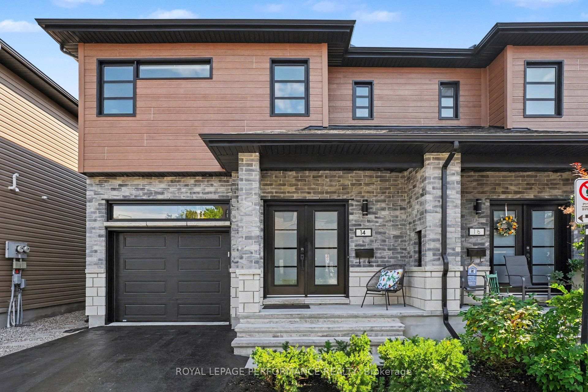 Photo 1 of 14 Aquamarine Private, Ottawa, Chateauneuf — HOMEH