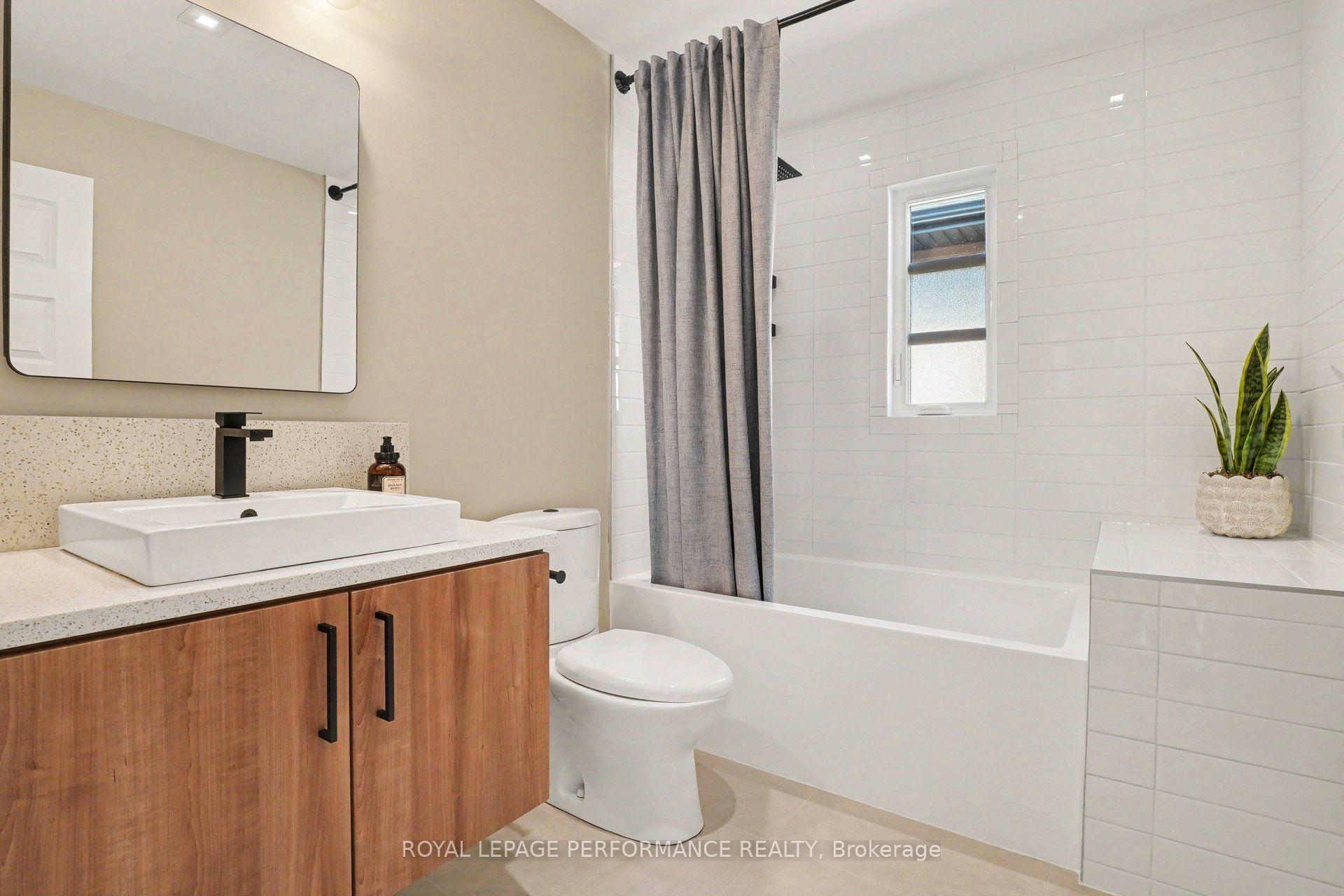 Photo 18 of 14 Aquamarine Private, Ottawa, Chateauneuf — HOMEH