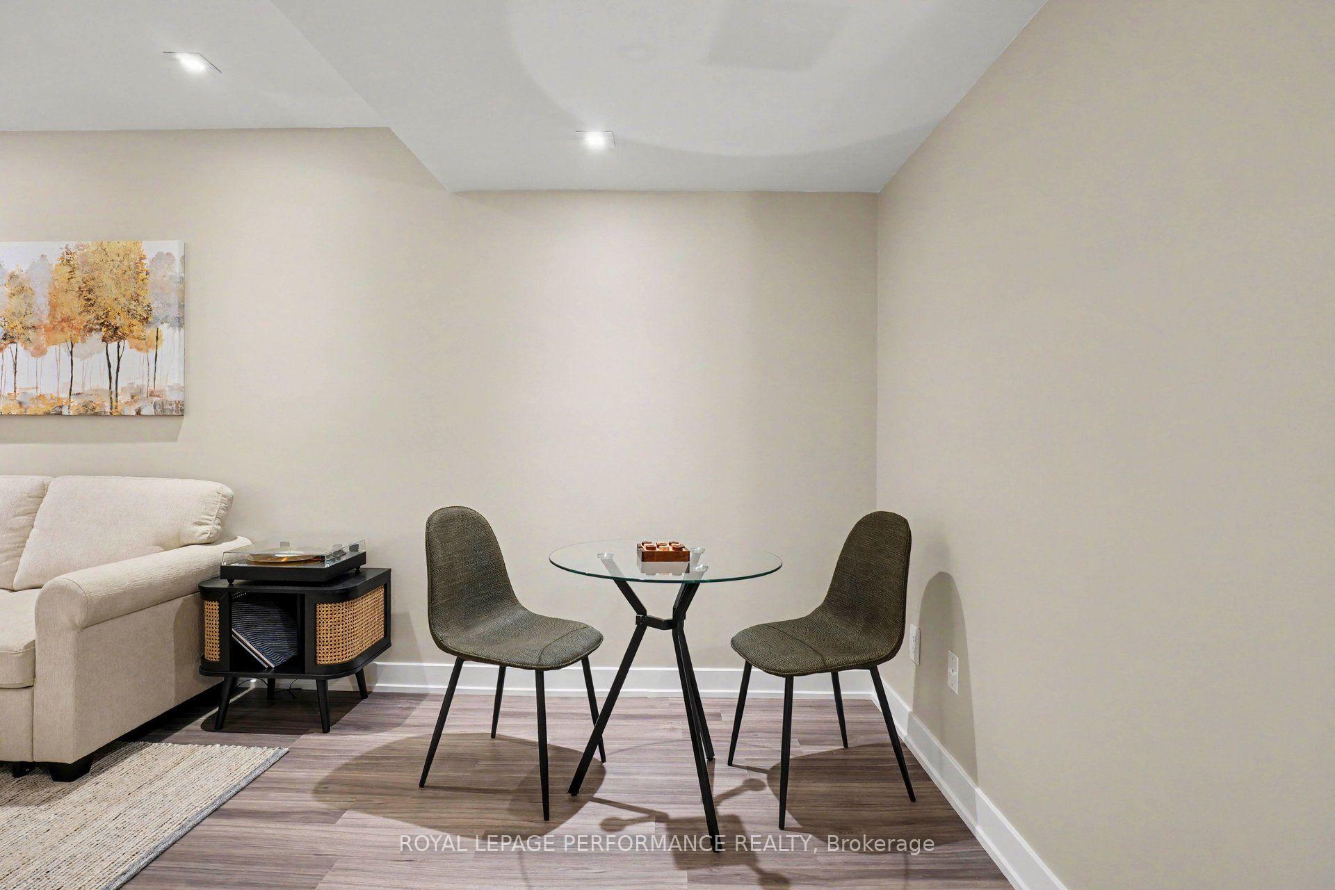 Photo 24 of 14 Aquamarine Private, Ottawa, Chateauneuf — HOMEH