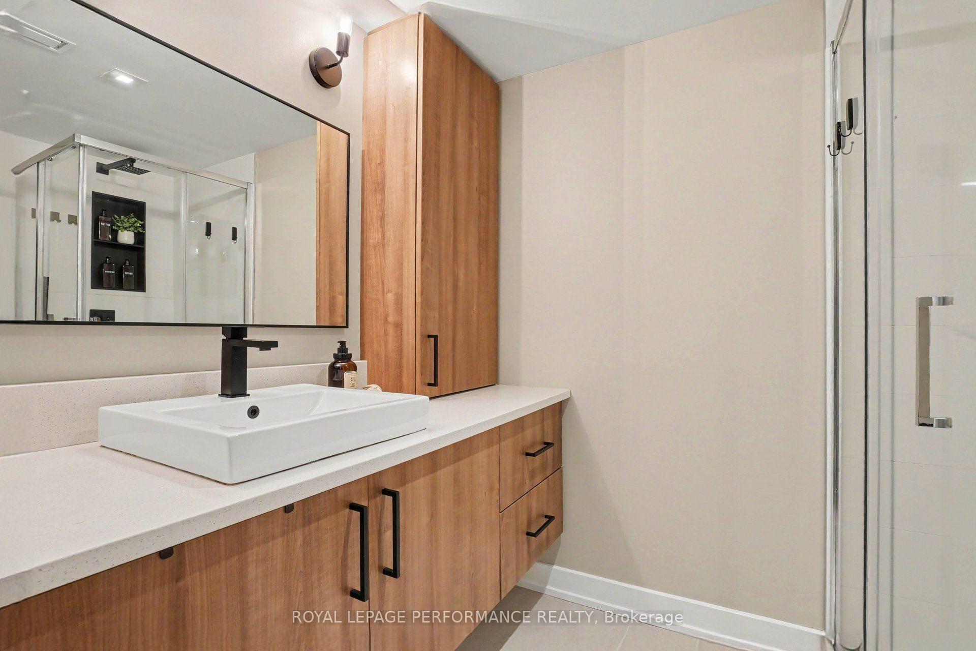 Photo 27 of 14 Aquamarine Private, Ottawa, Chateauneuf — HOMEH