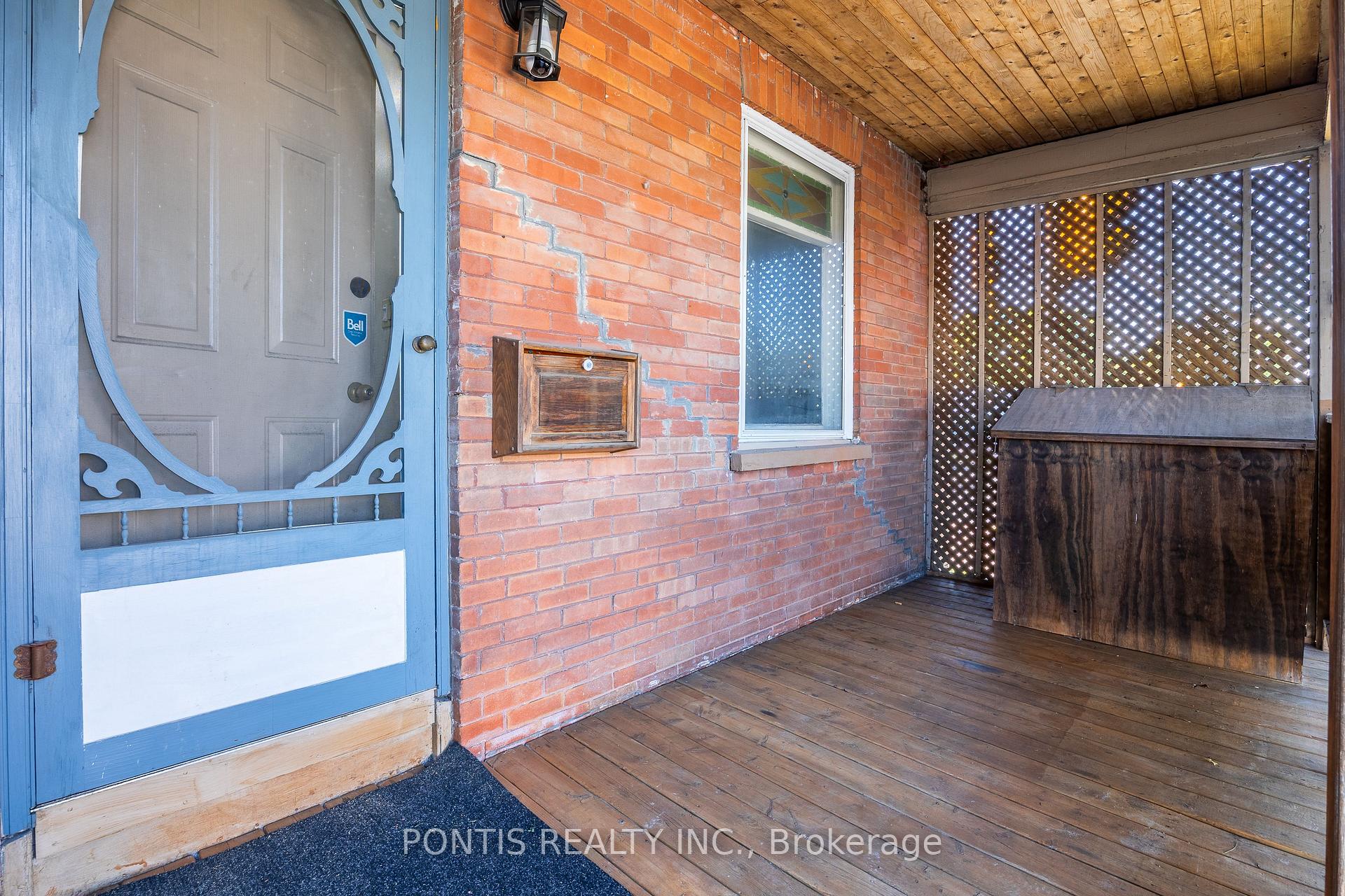 Photo 3 of 2 Liberty Street S, Clarington, Bowmanville — HOMEH