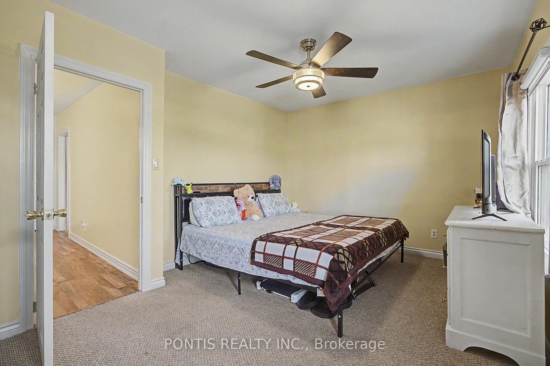 Photo 9 of 2 Liberty Street S, Clarington, Bowmanville — HOMEH