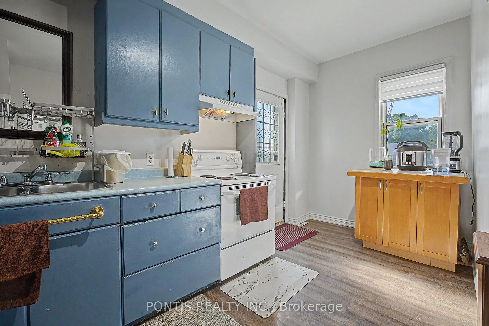 Photo 15 of 2 Liberty Street S, Clarington, Bowmanville — HOMEH