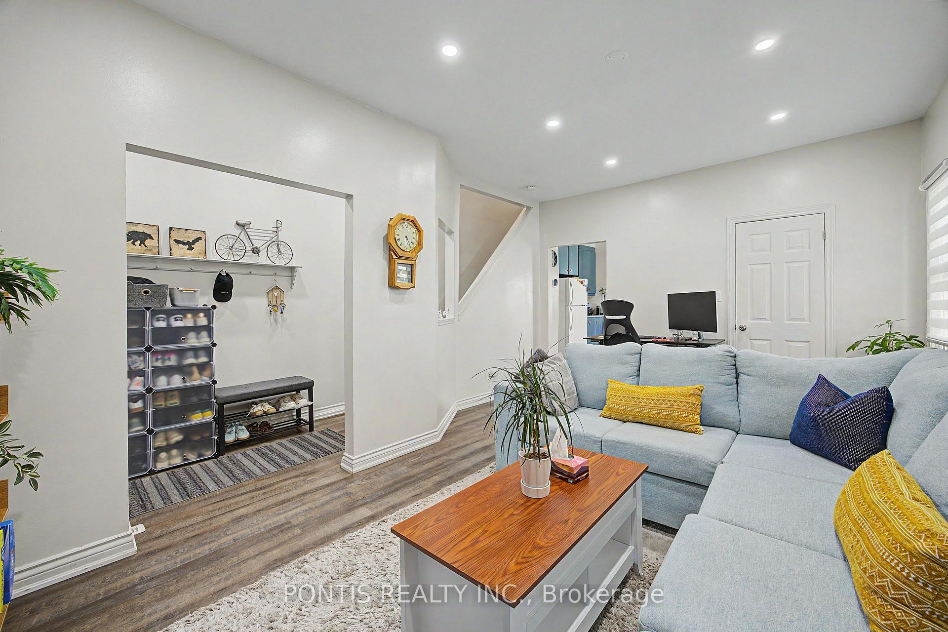 Photo 18 of 2 Liberty Street S, Clarington, Bowmanville — HOMEH