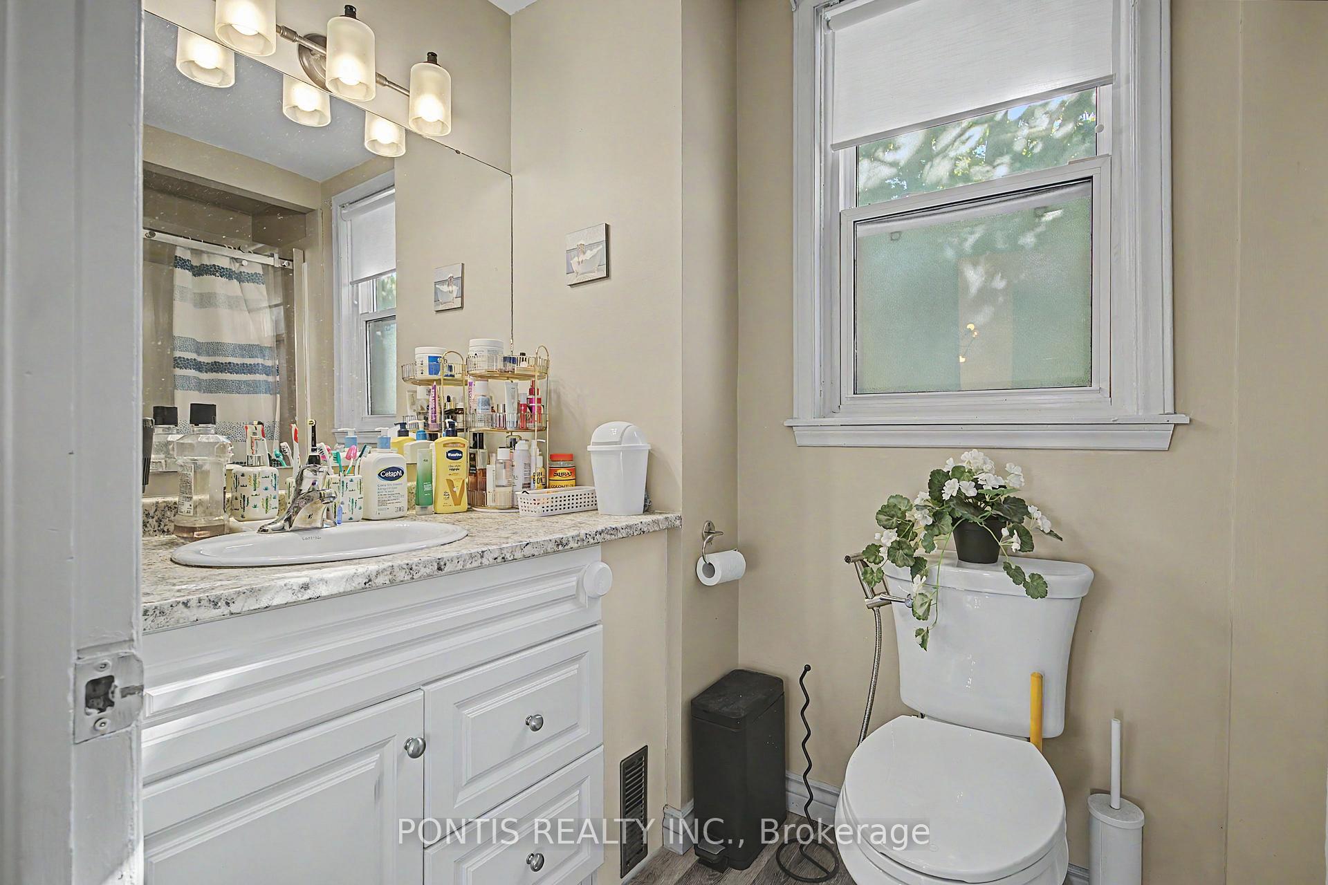 Photo 20 of 2 Liberty Street S, Clarington, Bowmanville — HOMEH