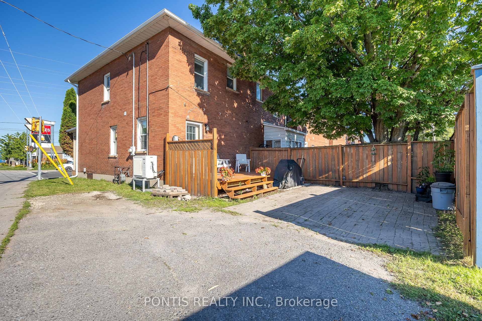 Photo 24 of 2 Liberty Street S, Clarington, Bowmanville — HOMEH
