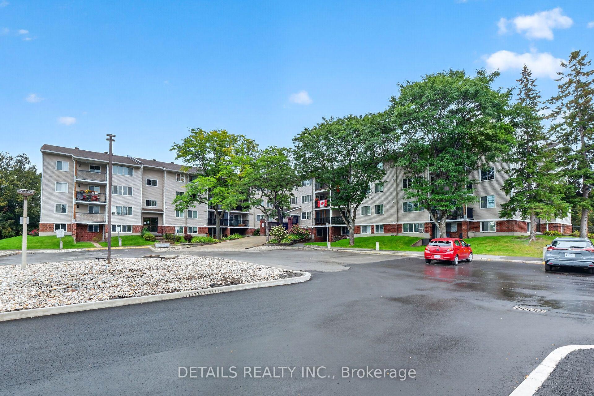 Photo 3 of Unit 303, 6532 Bilberry Drive, Ottawa, Orleans Wood — HOMEH