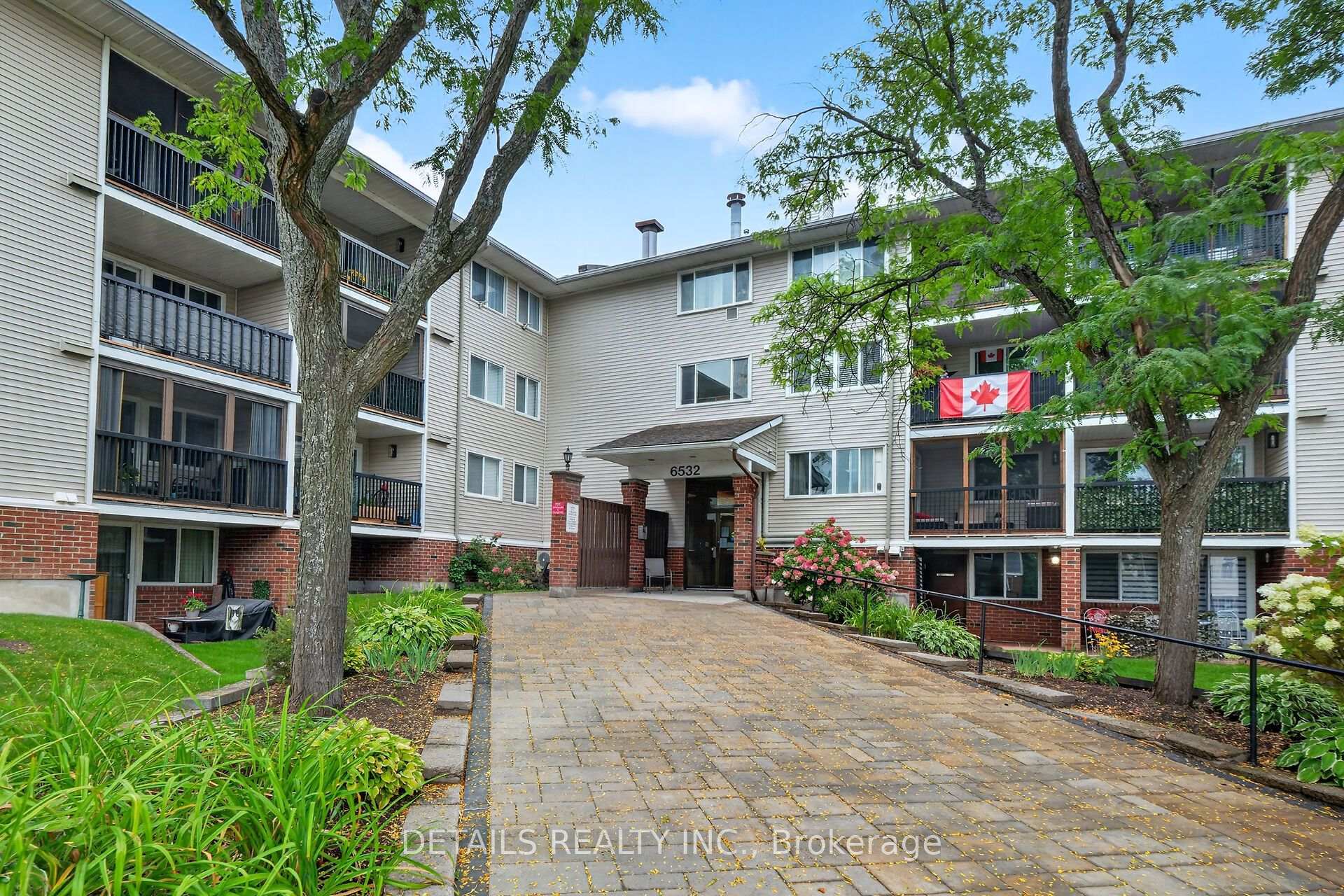 Photo 5 of Unit 303, 6532 Bilberry Drive, Ottawa, Orleans Wood — HOMEH