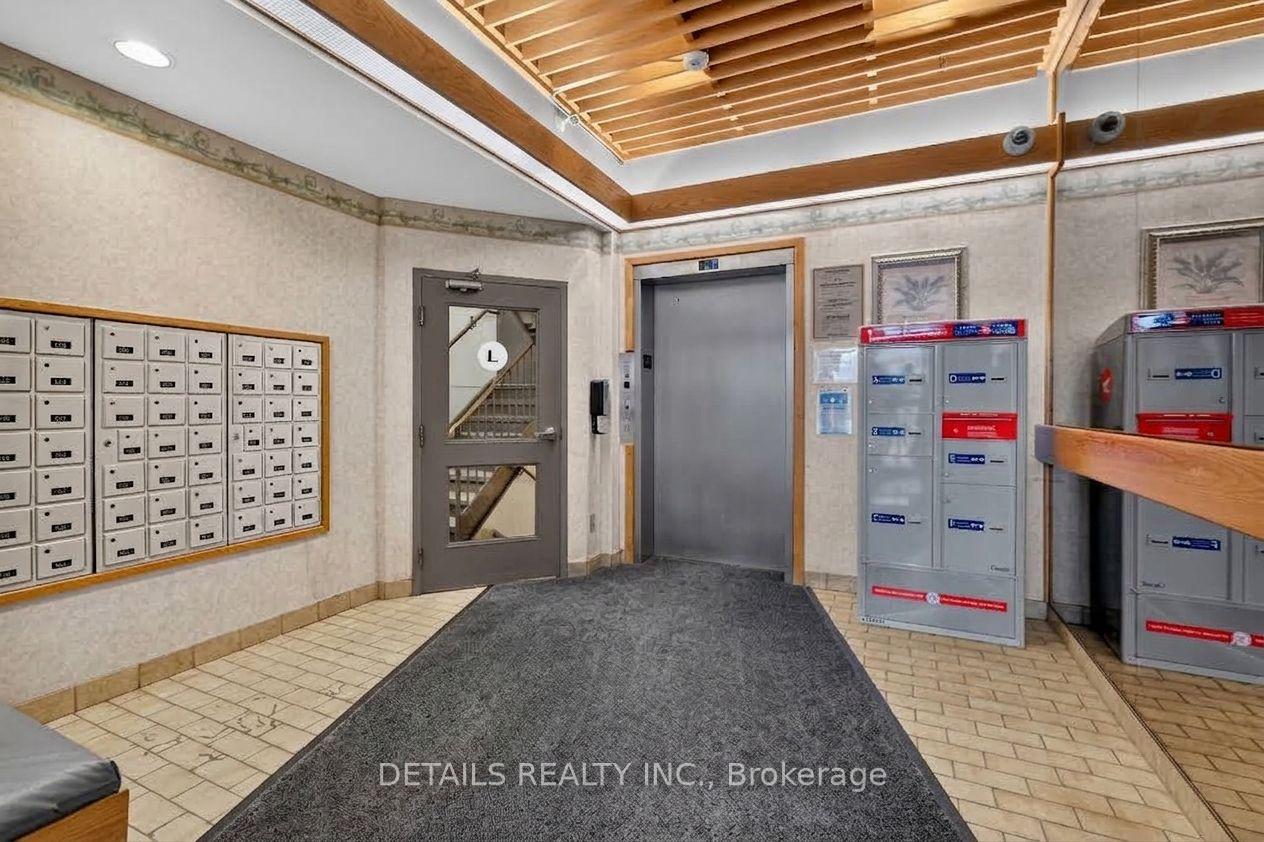 Photo 6 of Unit 303, 6532 Bilberry Drive, Ottawa, Orleans Wood — HOMEH