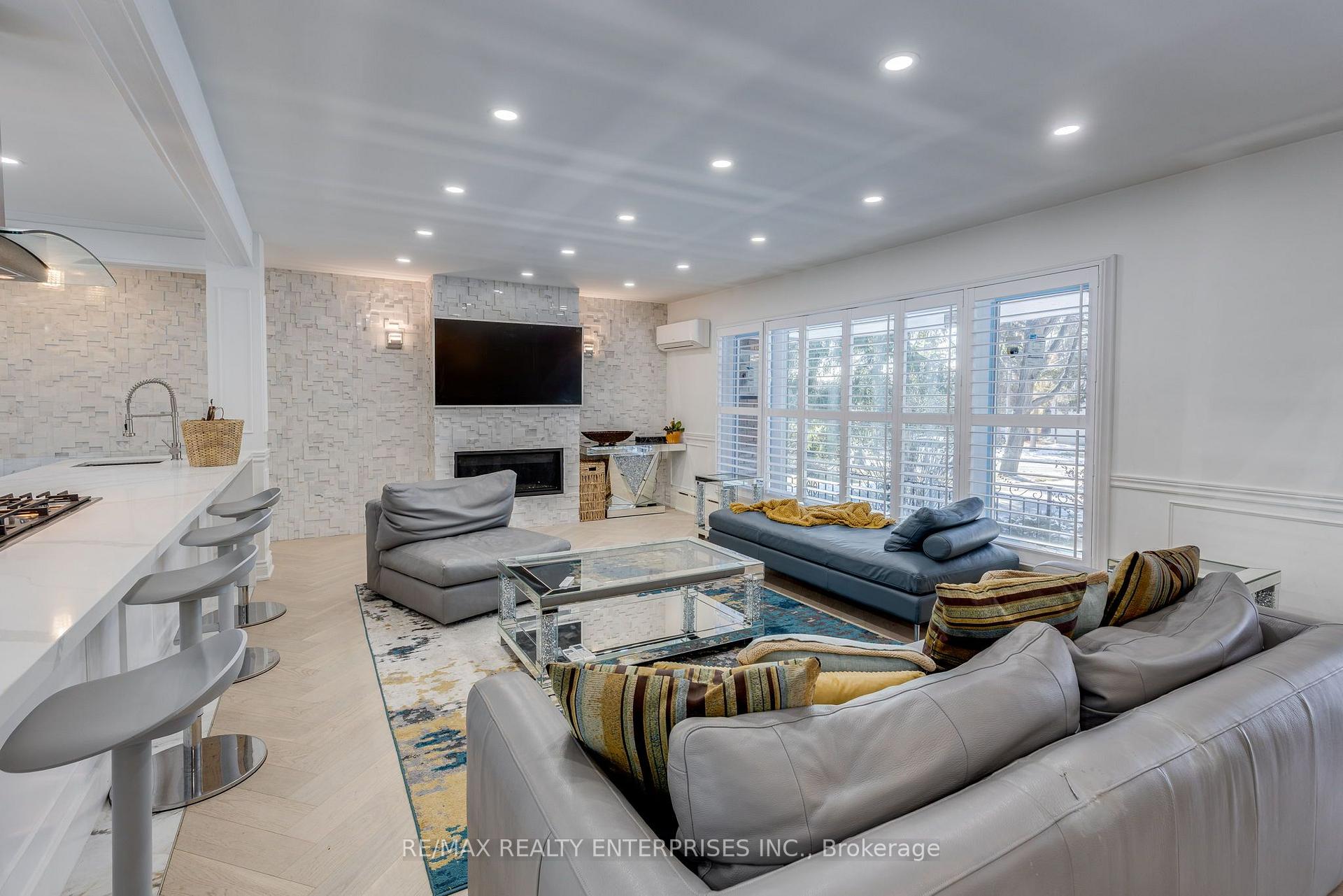 Photo 8 of 2037 Lynchmere Avenue, Mississauga, Cooksville — HOMEH