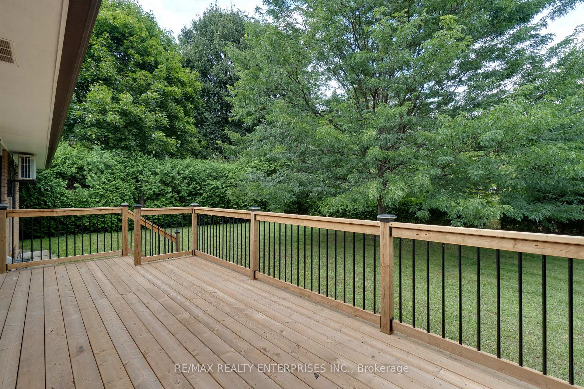 Photo 43 of 2037 Lynchmere Avenue, Mississauga, Cooksville — HOMEH