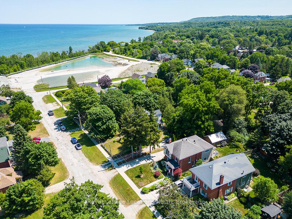 Photo 4 of 91 Bridge Street, Meaford — HOMEH