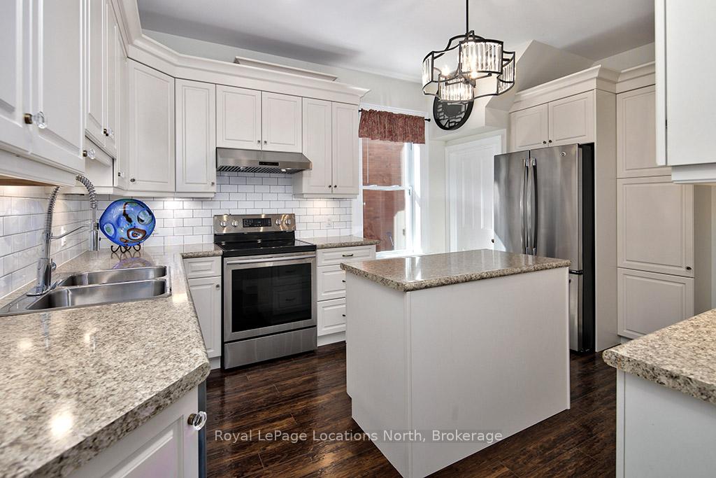 Photo 11 of 91 Bridge Street, Meaford — HOMEH