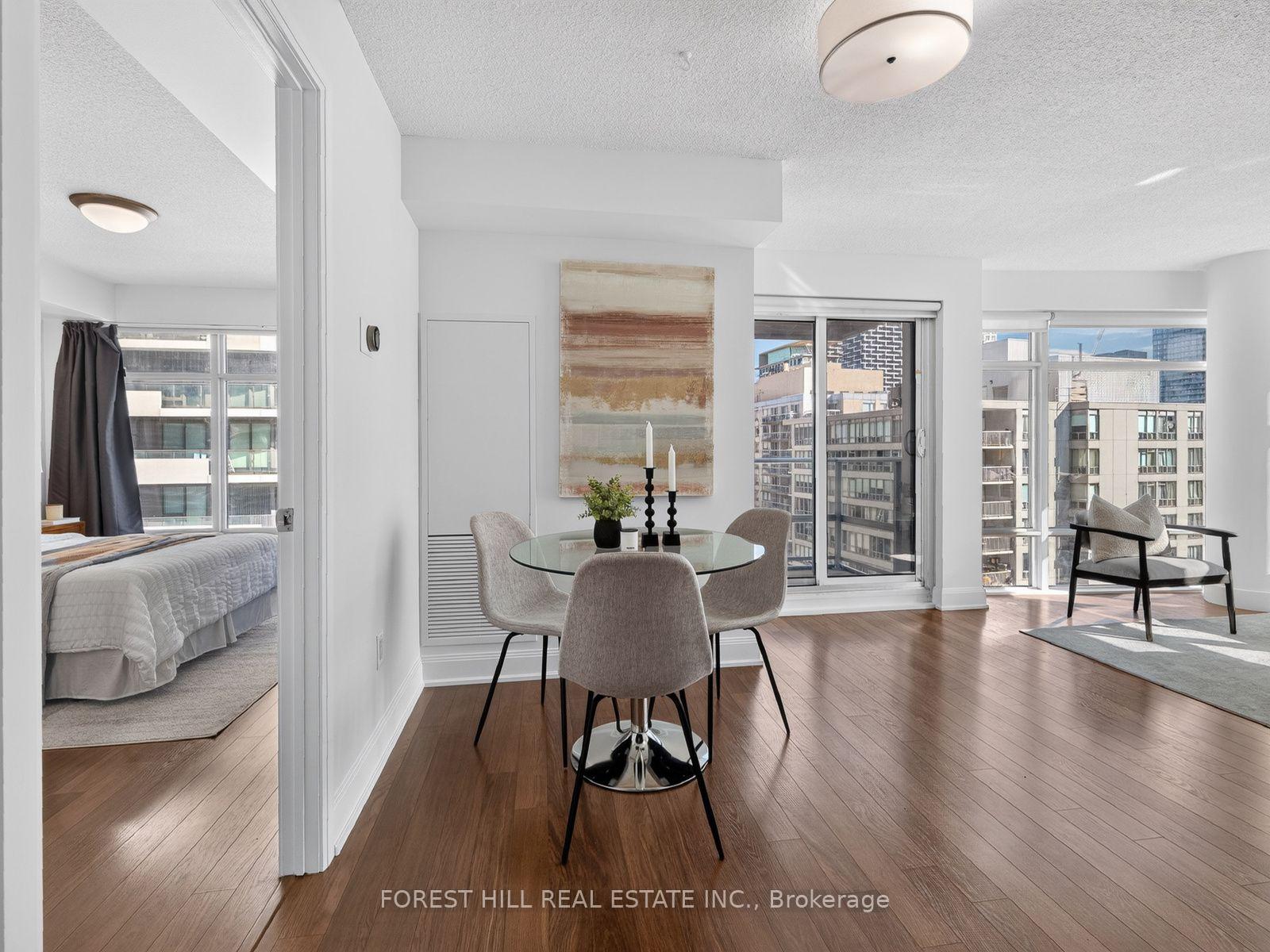 Photo 5 of Unit 1611, 2191 Yonge Street, Toronto, Mount Pleasant West — HOMEH