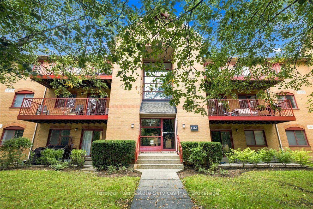 Photo 1 of Unit 314, 1500 Pilgrims Way, Oakville, Glen Abbey — HOMEH