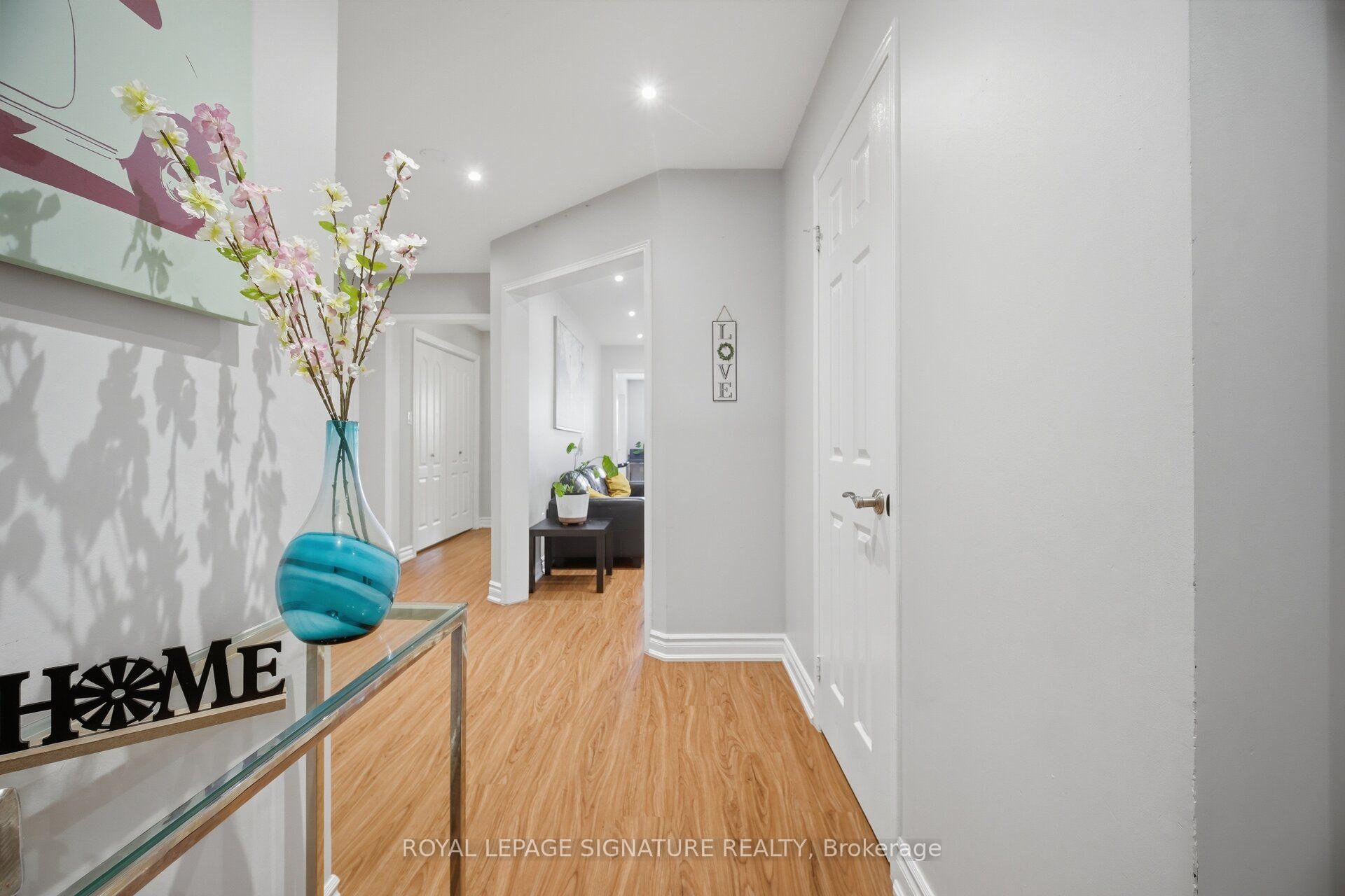 Photo 9 of 6910 Bansbridge Crescent, Mississauga, Lisgar — HOMEH
